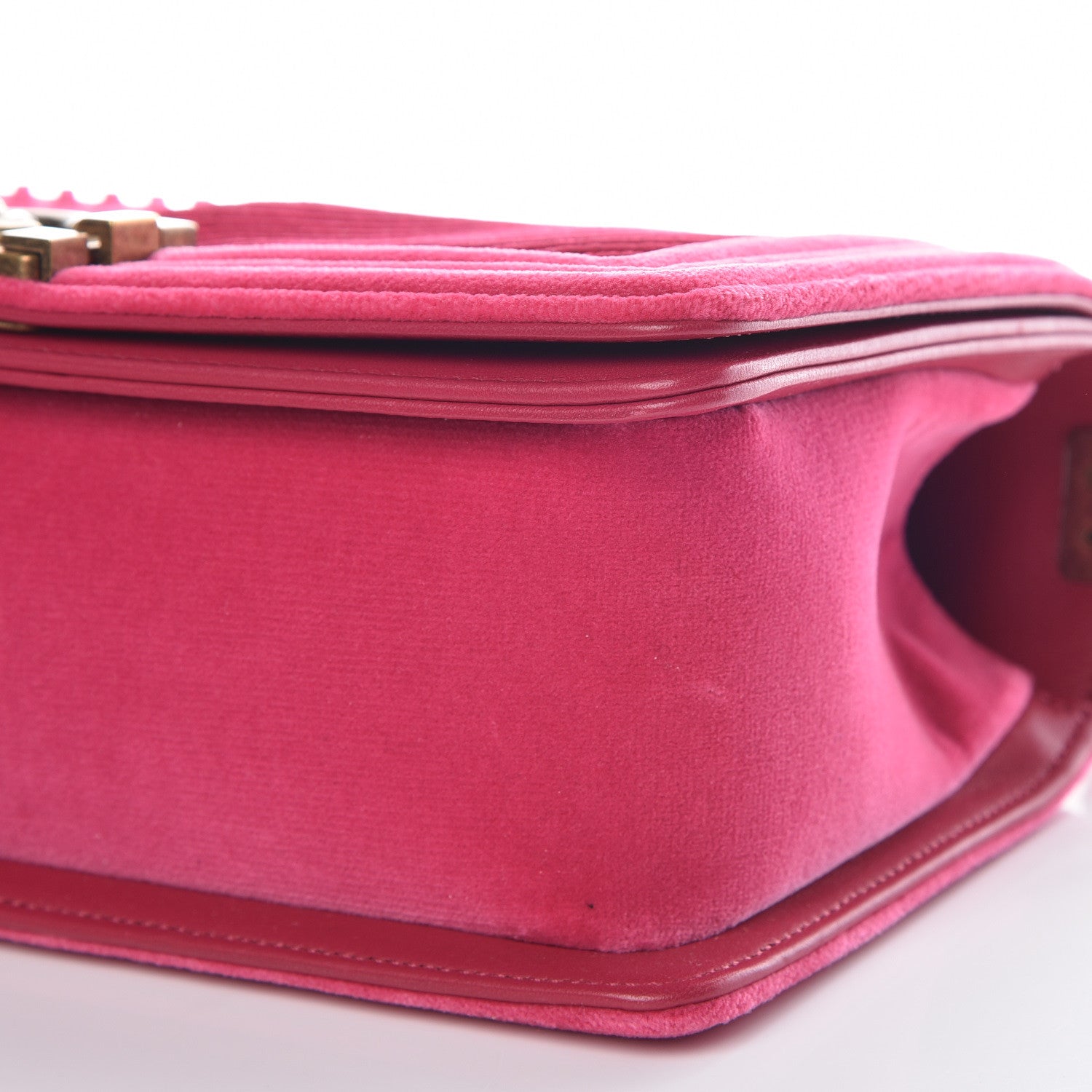 Chanel Velvet Chevron Medium Boy Flap Pink 10 of 13
