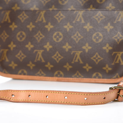Louis Vuitton Monogram Sac Gibeciere PM 29 of 30
