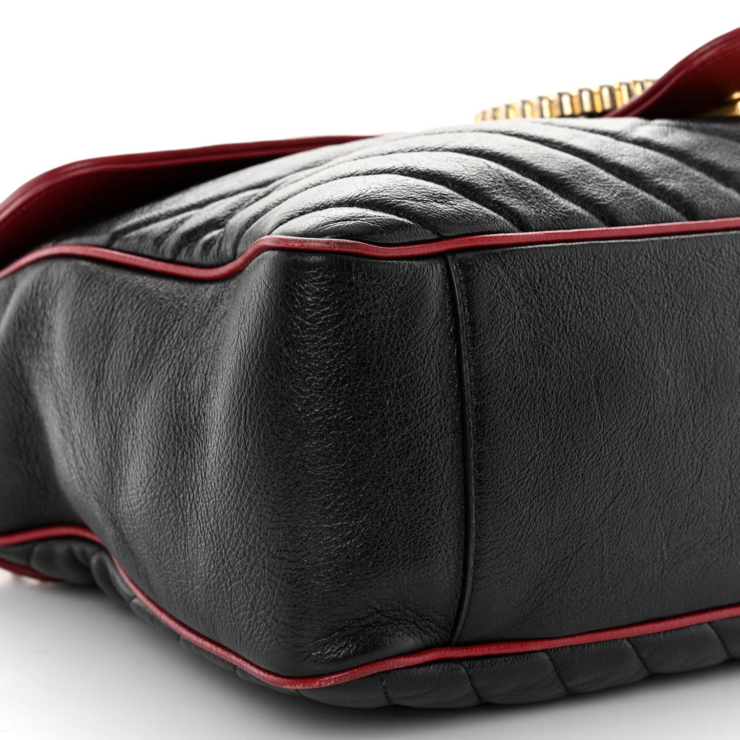 Vintage Effect Calfskin Matelasse Diagonal Large Torchon GG Marmont Shoulder Bag Black Romantic Cherry