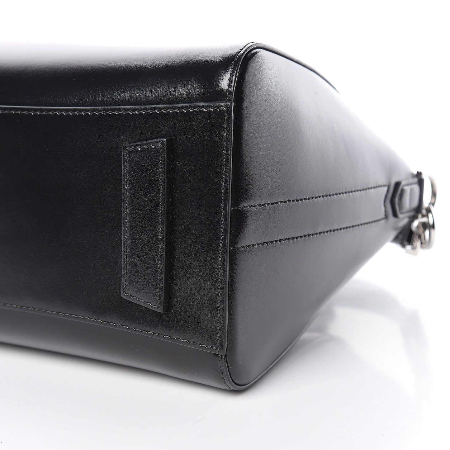 Shiny Lord Calfskin Small Antigona Black