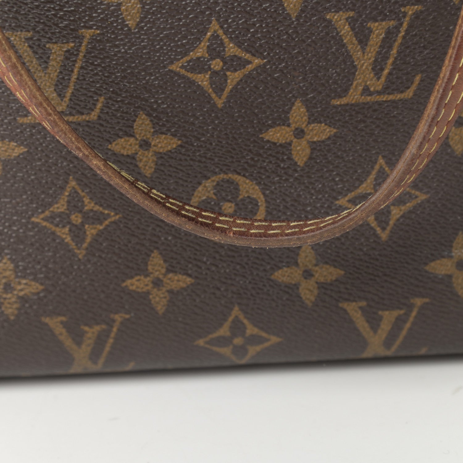 Louis Vuitton Monogram Neverfull MM 16 of 19