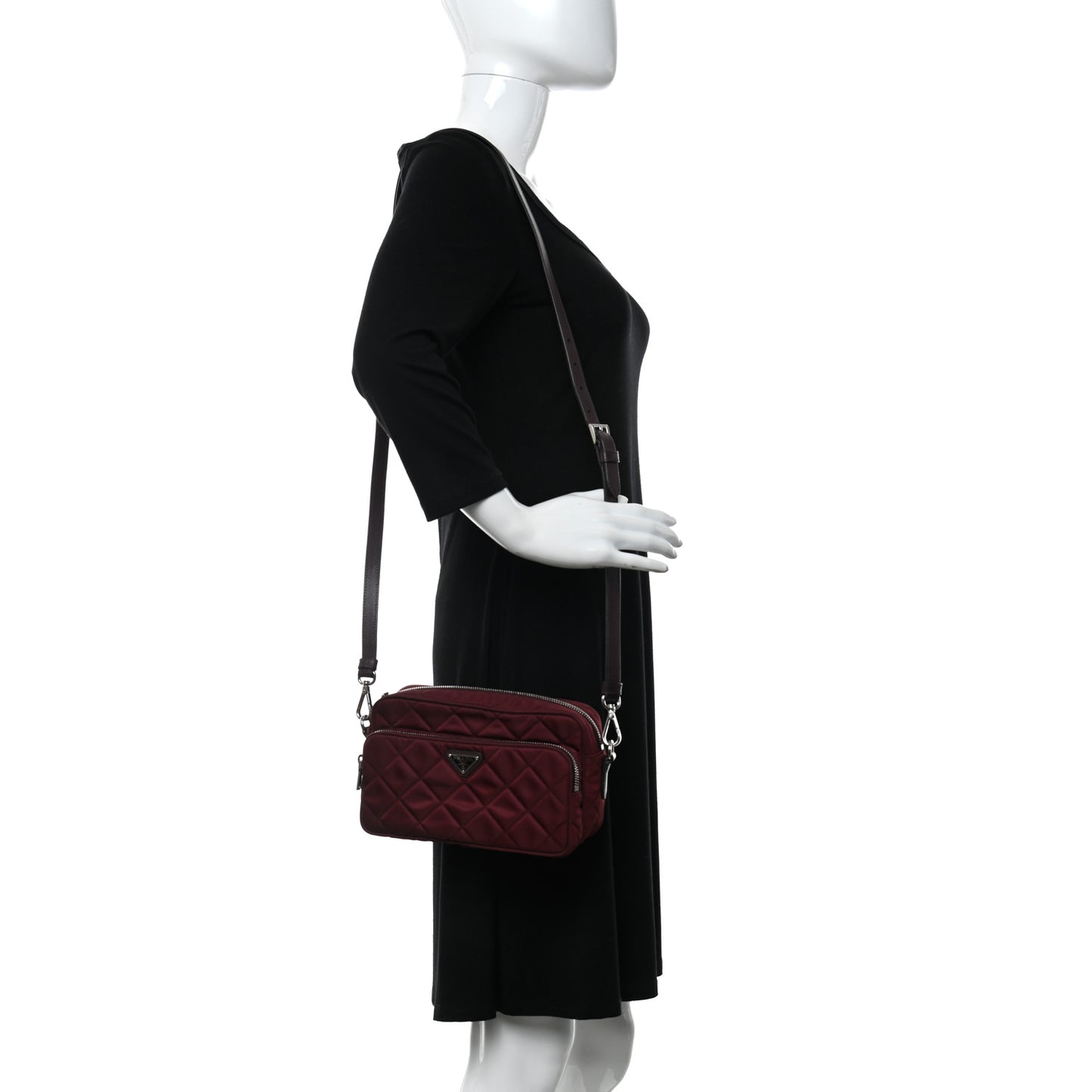 Nylon Tessuto Impuntu Quilted Front Pocket Crossbody Bag Granato