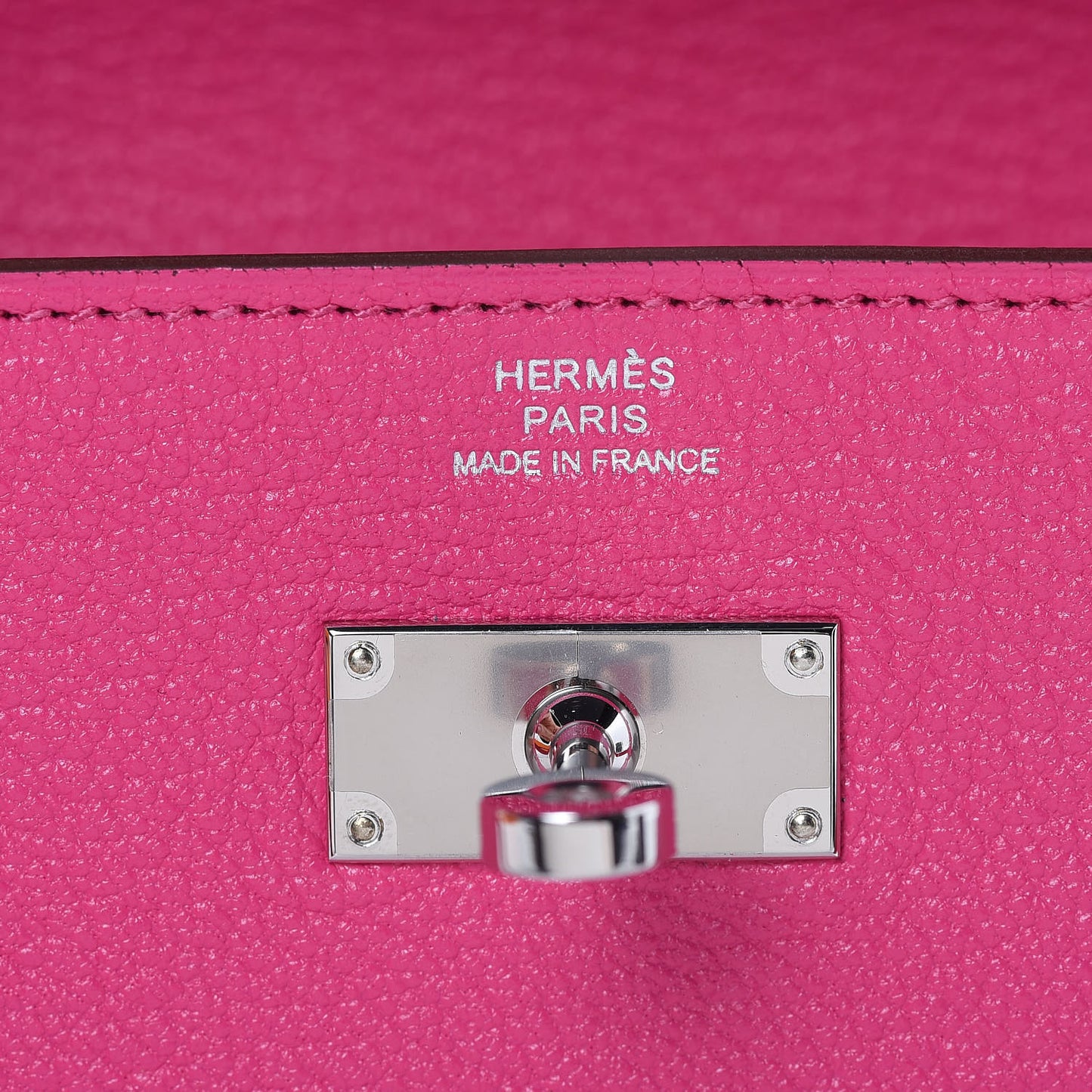 Chevre Mysore Kelly Longue Wallet Rose Tyrien