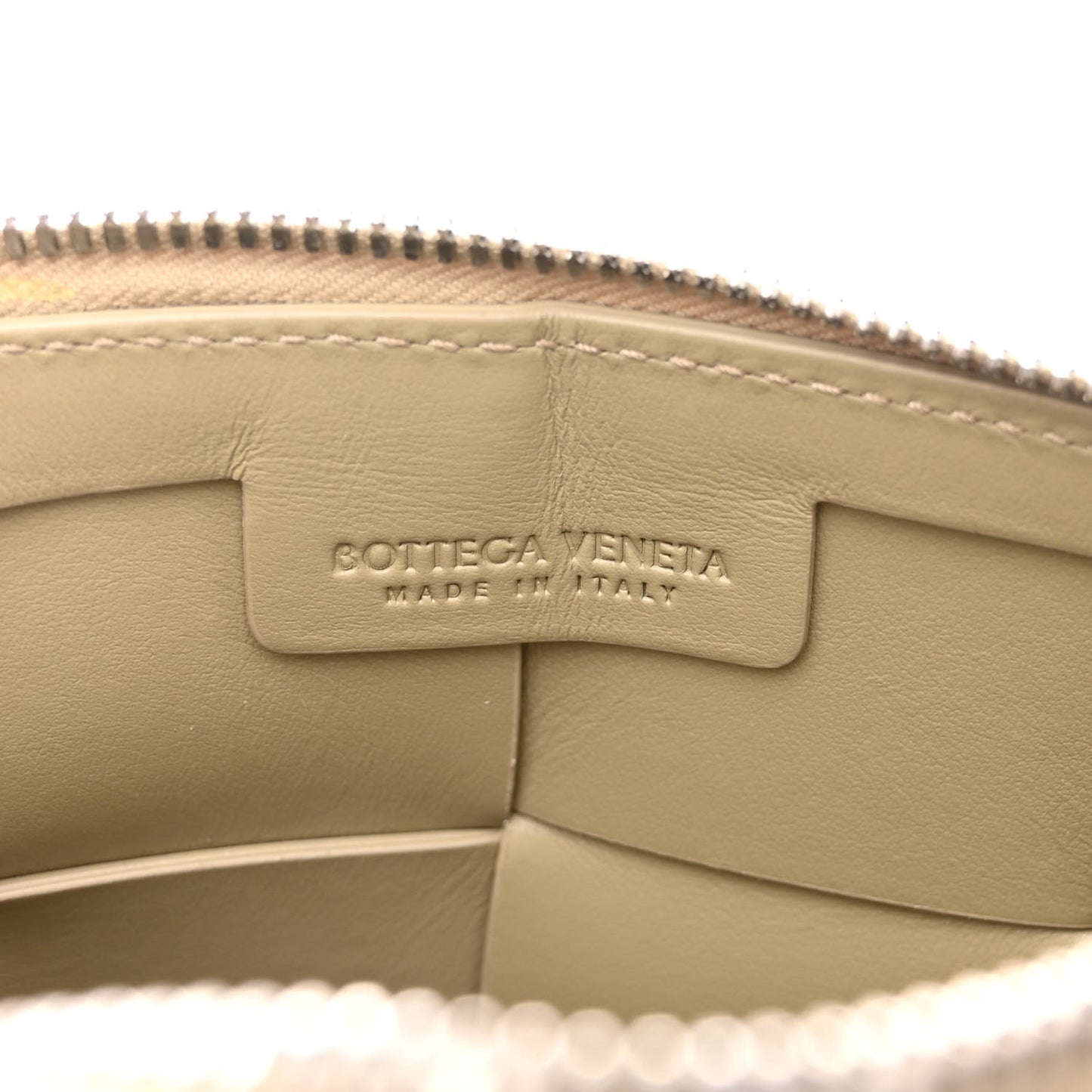 Maxi Intrecciato Cassette Bag Taupe