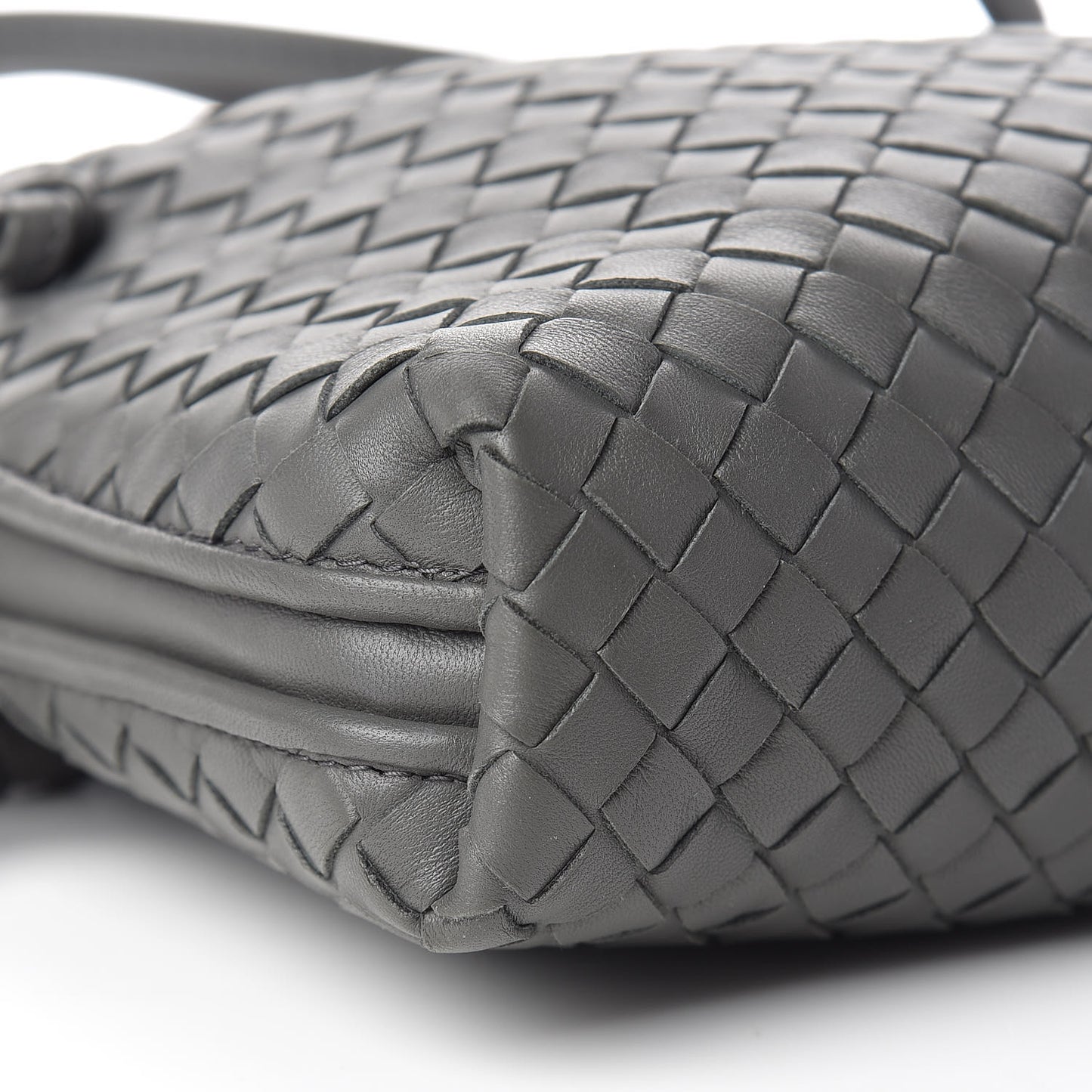 Nappa Intrecciato Nodini Crossbody Messenger Light Grey