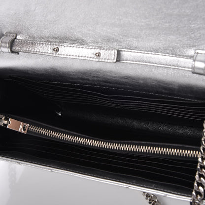 Saint Laurent Metallic Lambskin Matelasse Chevron Monogram Chain Wallet Argento 5 of 8