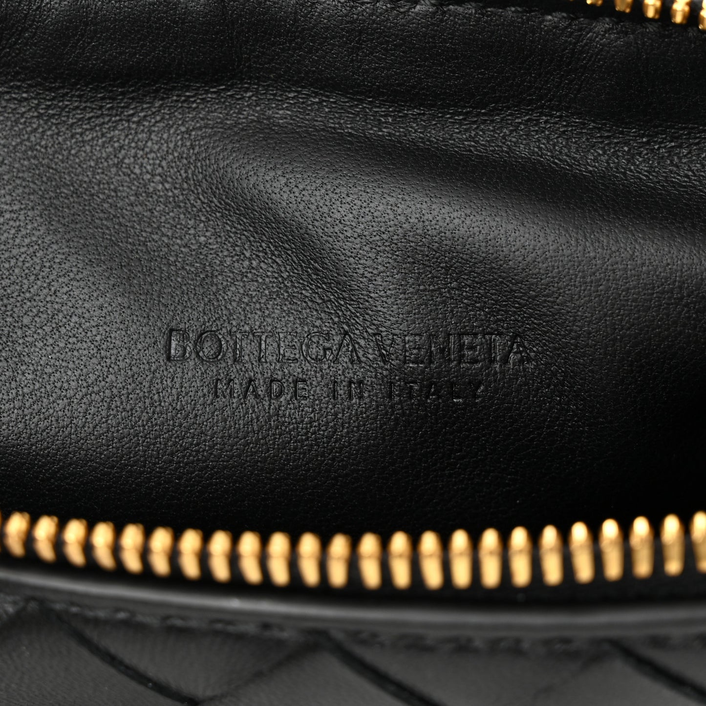 Calfskin Nappa Intrecciato Mini Wallace Black