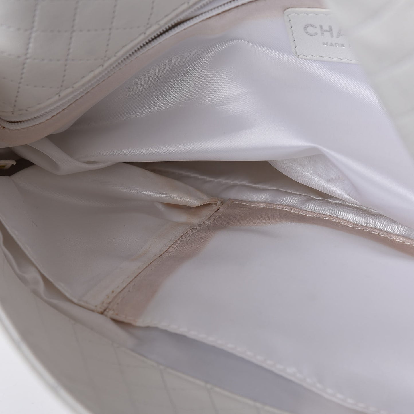 Lambskin Large Soft and Chain Flap White