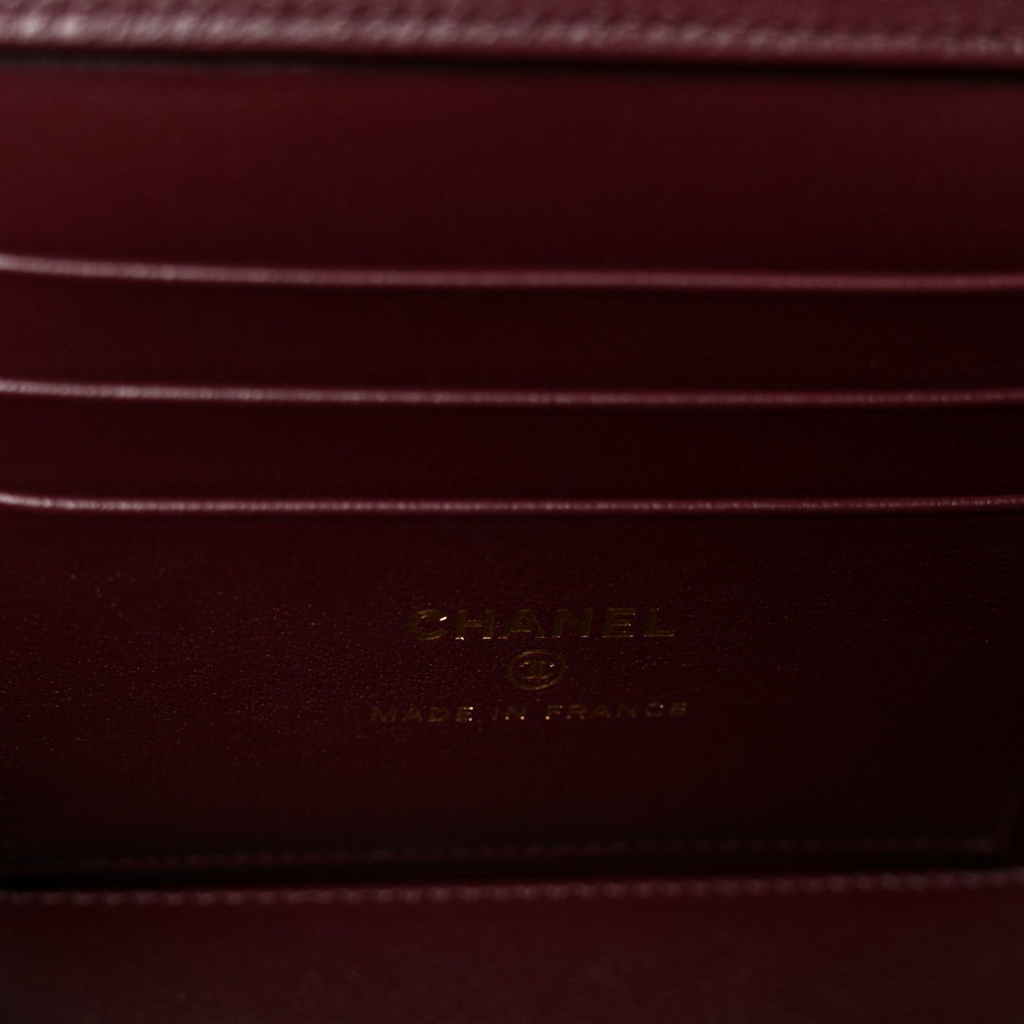 Lambskin Quilted Small Top Handle Vanity Case With Chain Burgundy