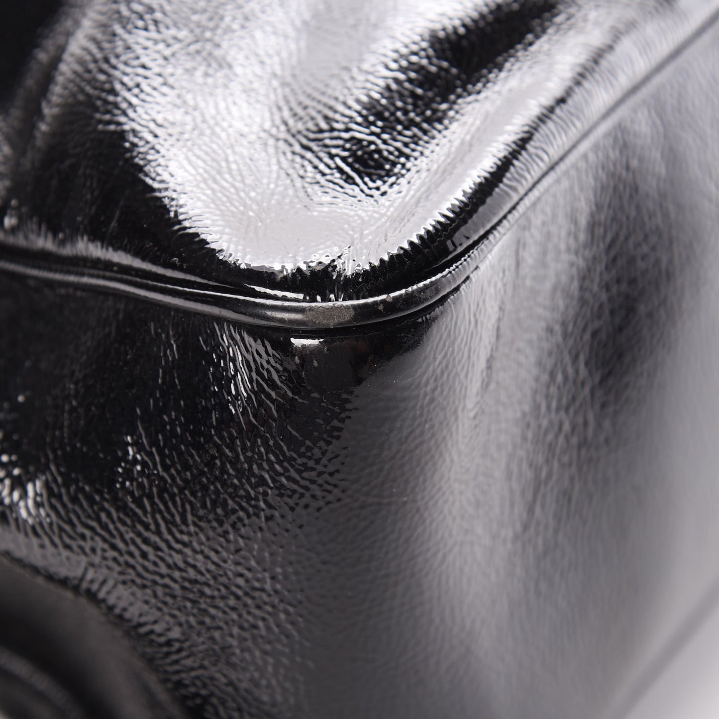 Vernice Naplack Medium Soho Bowler Black
