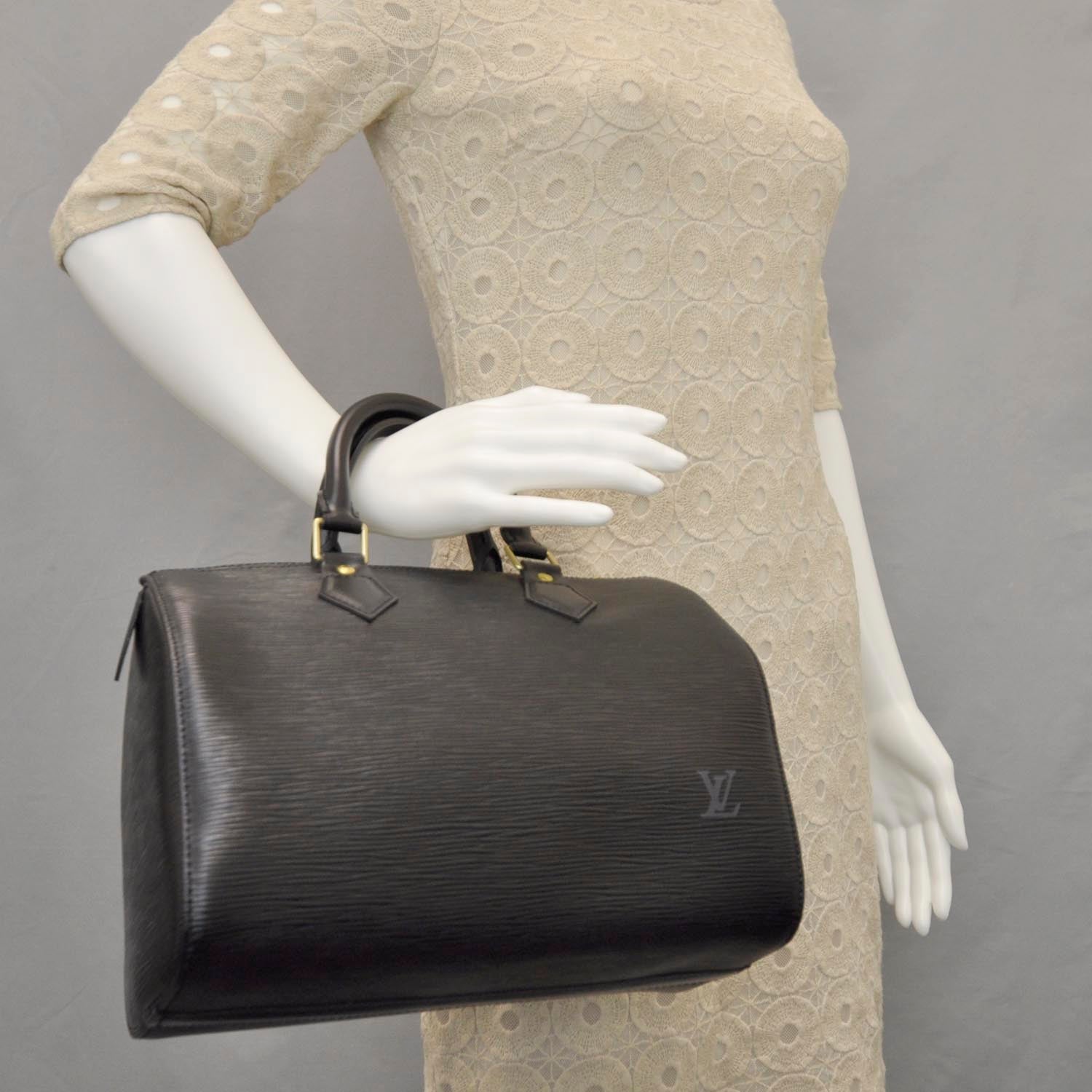 Louis Vuitton Epi Speedy 25 Black 2 of 11