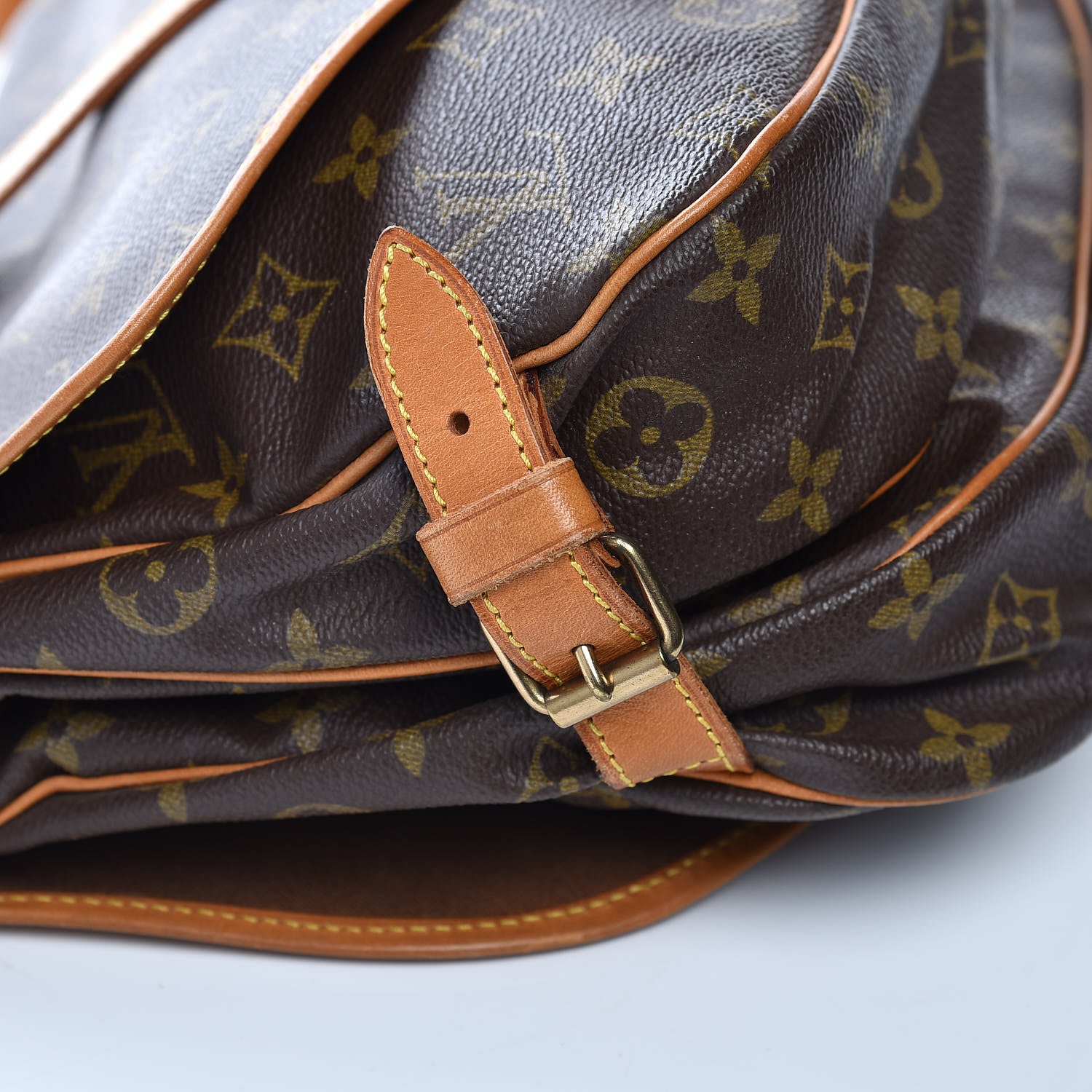 Louis Vuitton Monogram Saumur 30 13 of 16