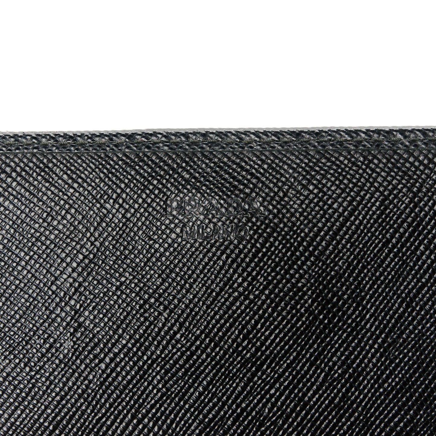 Saffiano Metal Oro Chain Wallet Black