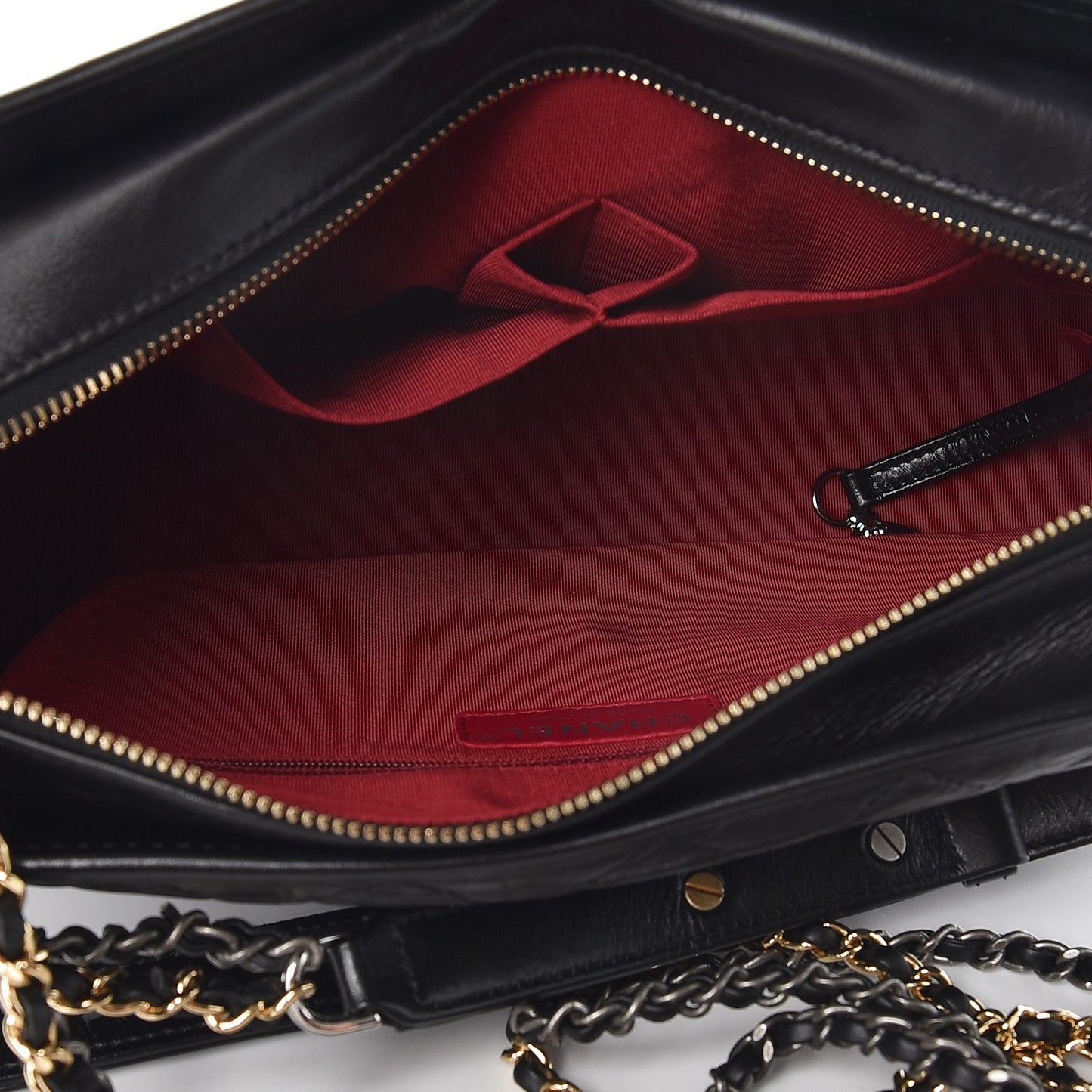 Aged Calfskin Quilted Medium Gabrielle Hobo Black