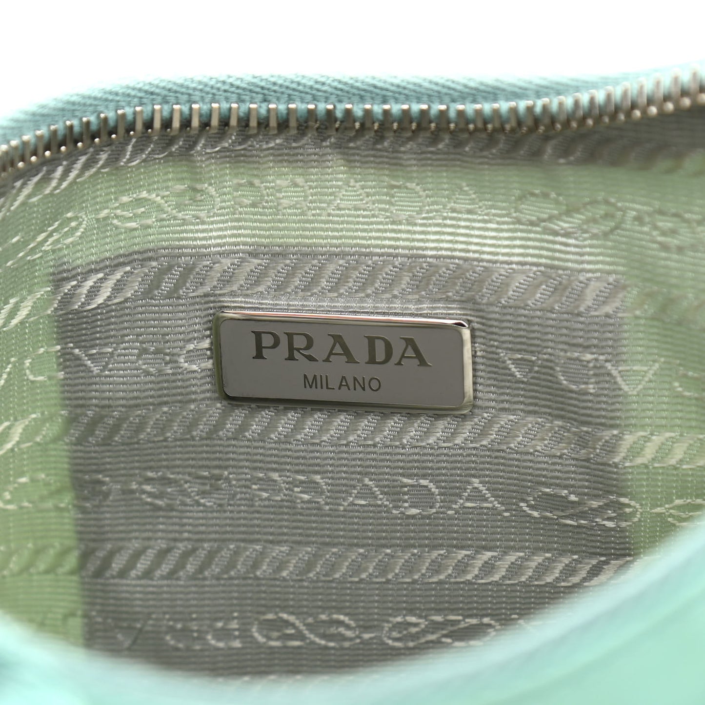 Nylon Saffiano Re-Edition 2005 Shoulder Bag Giada