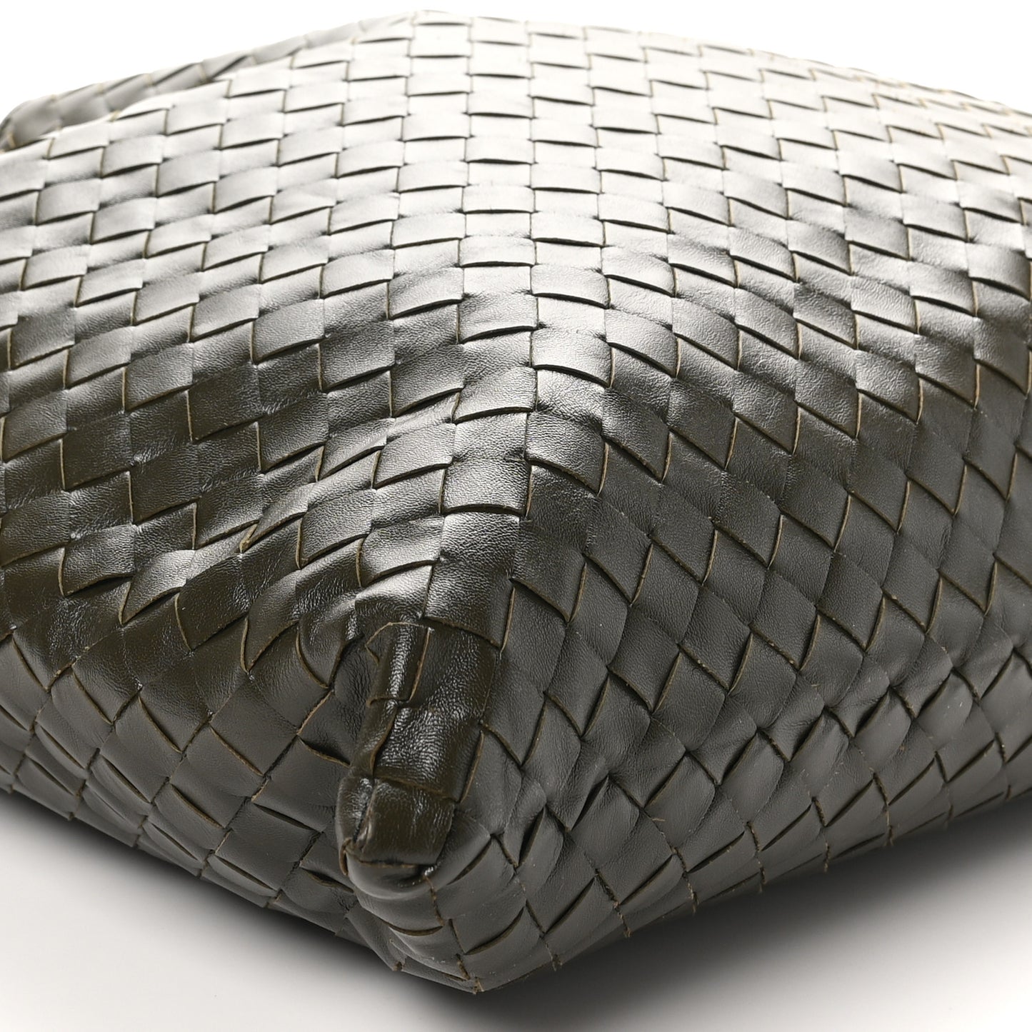 Calfskin Intrecciato Large Hop Fondant