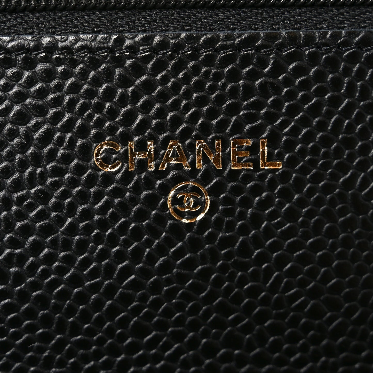 Caviar Quilted Wallet on Chain WOC Black