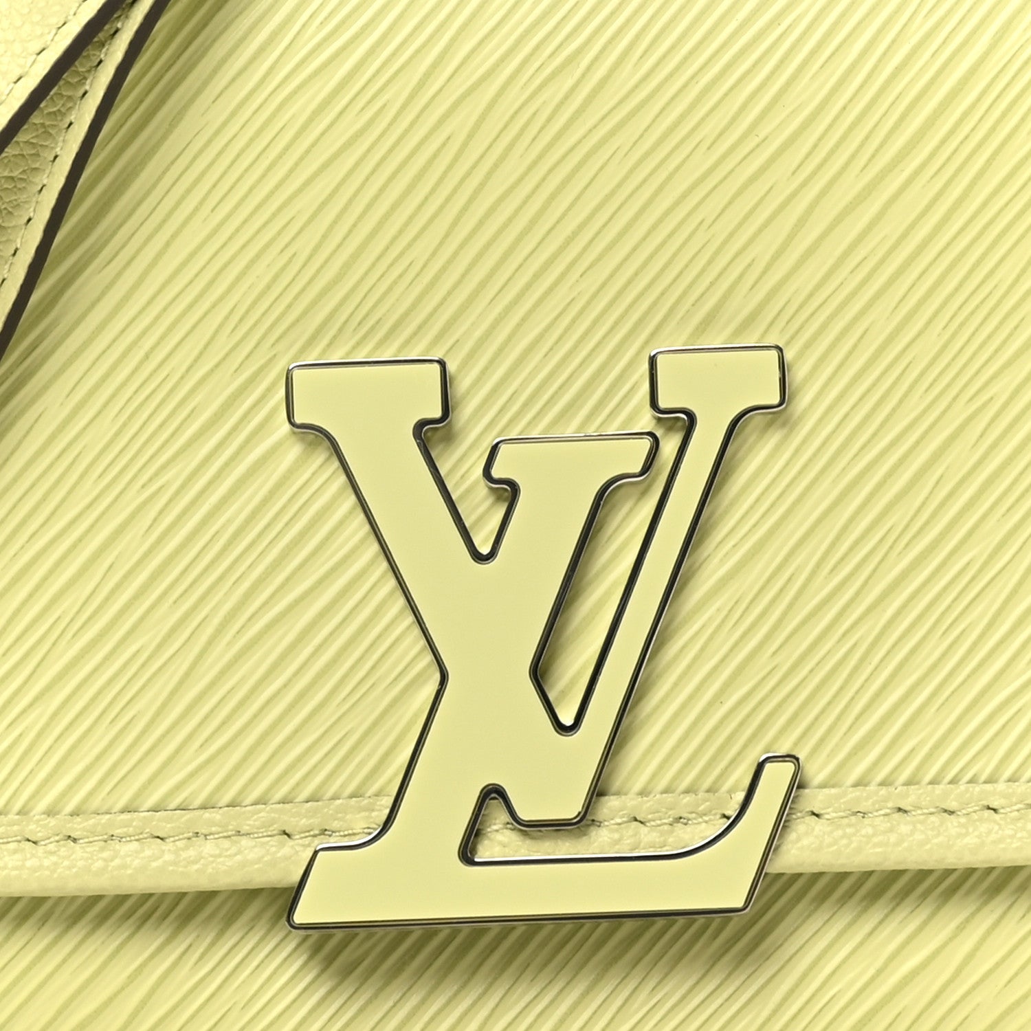 Louis Vuitton Epi Buci Crossbody Light Green 7 of 9