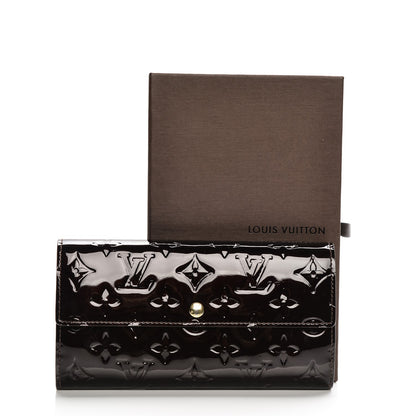 Louis Vuitton Vernis Sarah Wallet Amarante 3 of 10