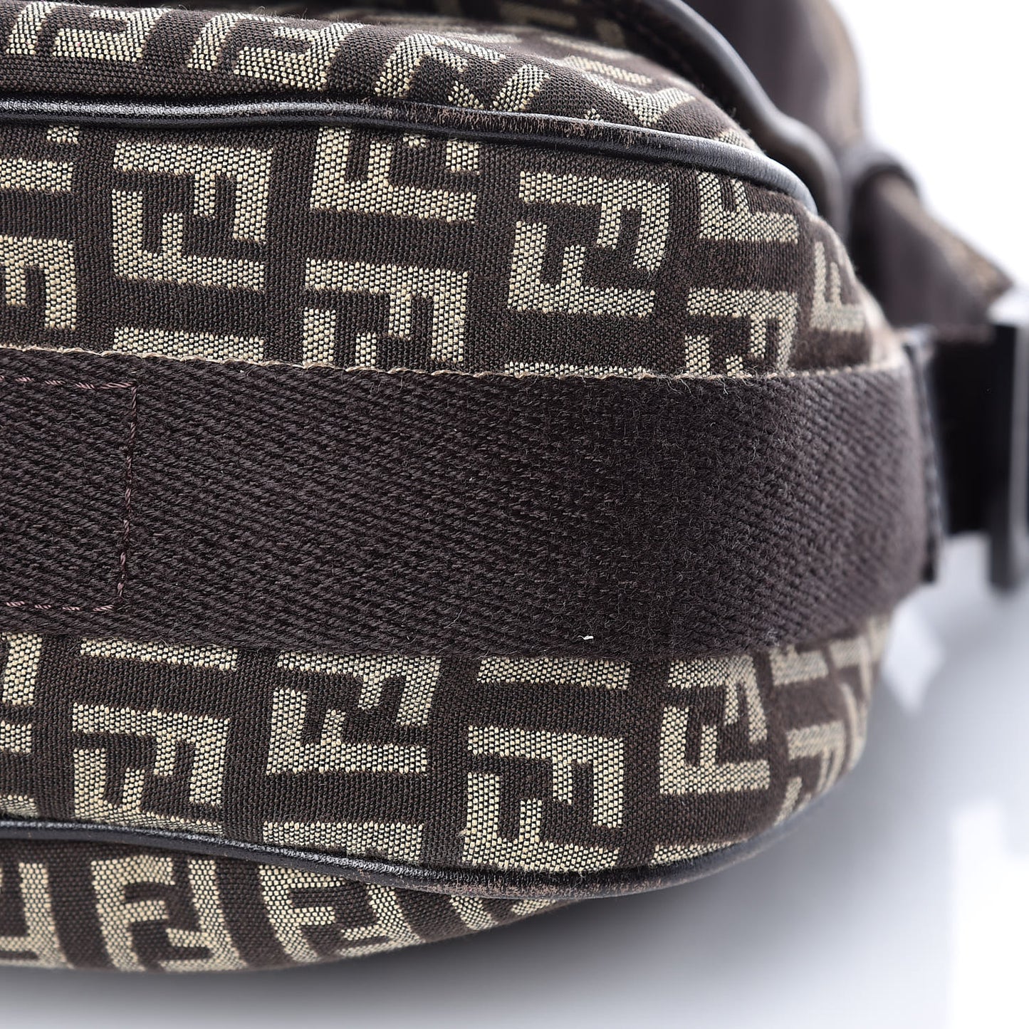 Zucchino Vitello Flap Messenger Satchel Testa di Moro Beige