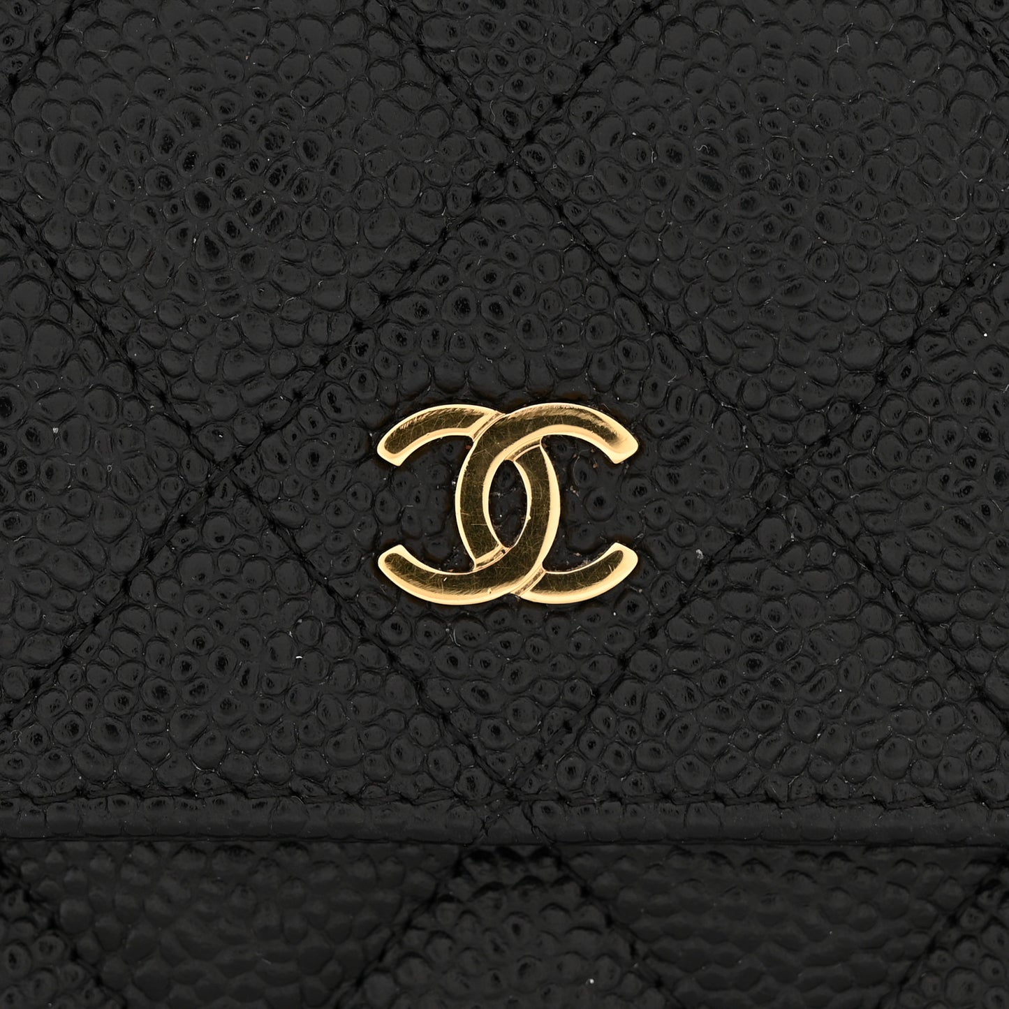 Caviar Quilted Wallet on Chain WOC Black