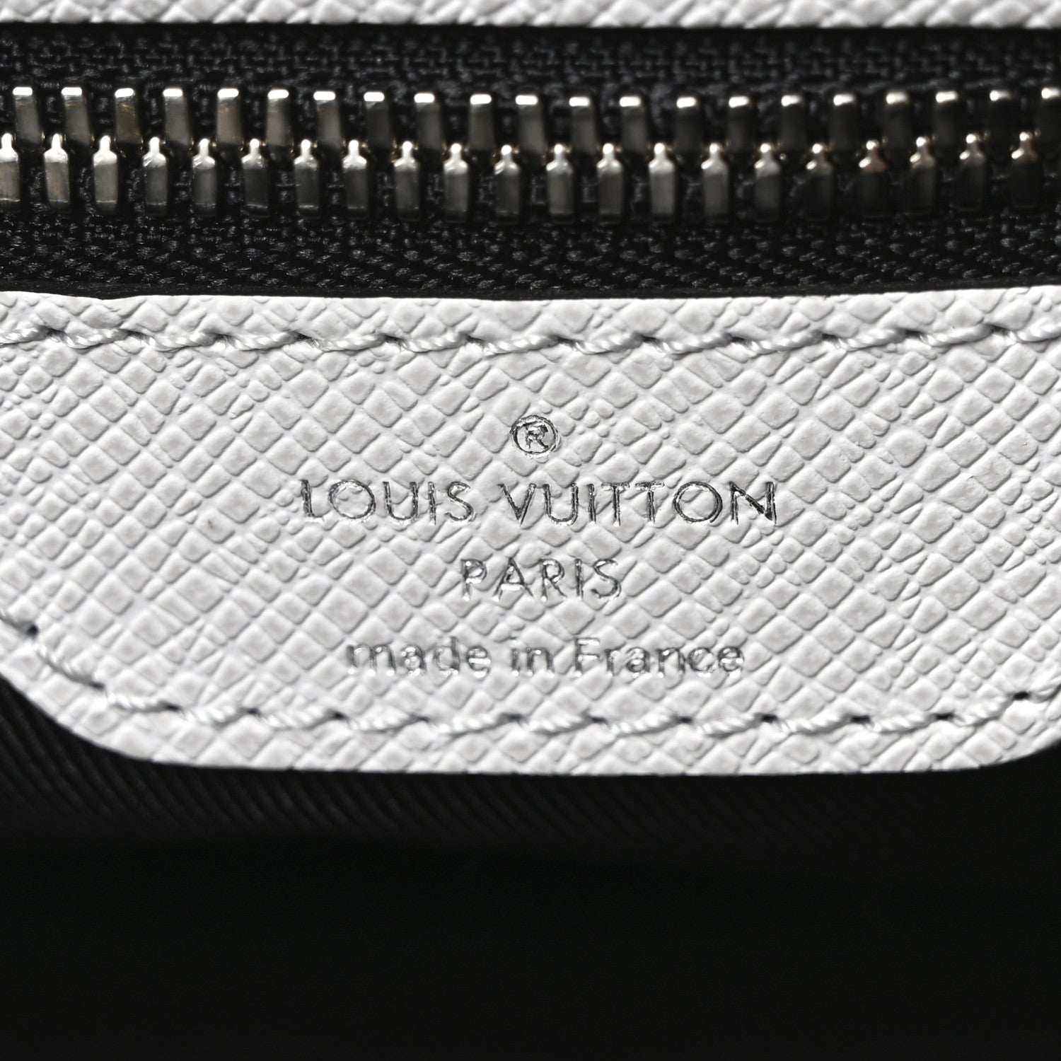 Louis Vuitton Taiga Monogram Eclipse Keepall Bandouliere 50 Optic White 5 of 9