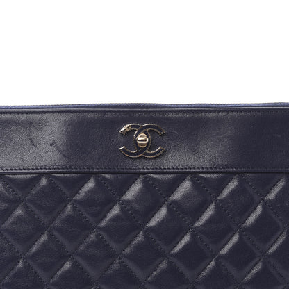 Chanel Sheepskin Quilted Medium Vintage Mademoiselle Cosmetic Case Navy 8 of 9