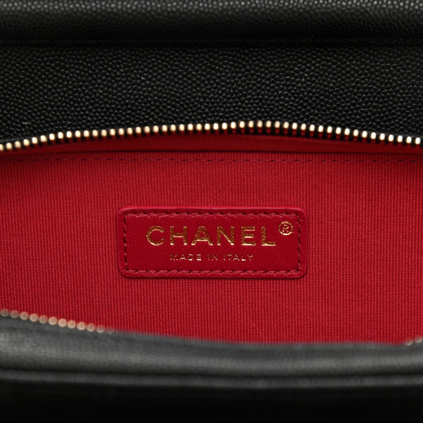 Caviar Quilted Like A Wallet Flap Black