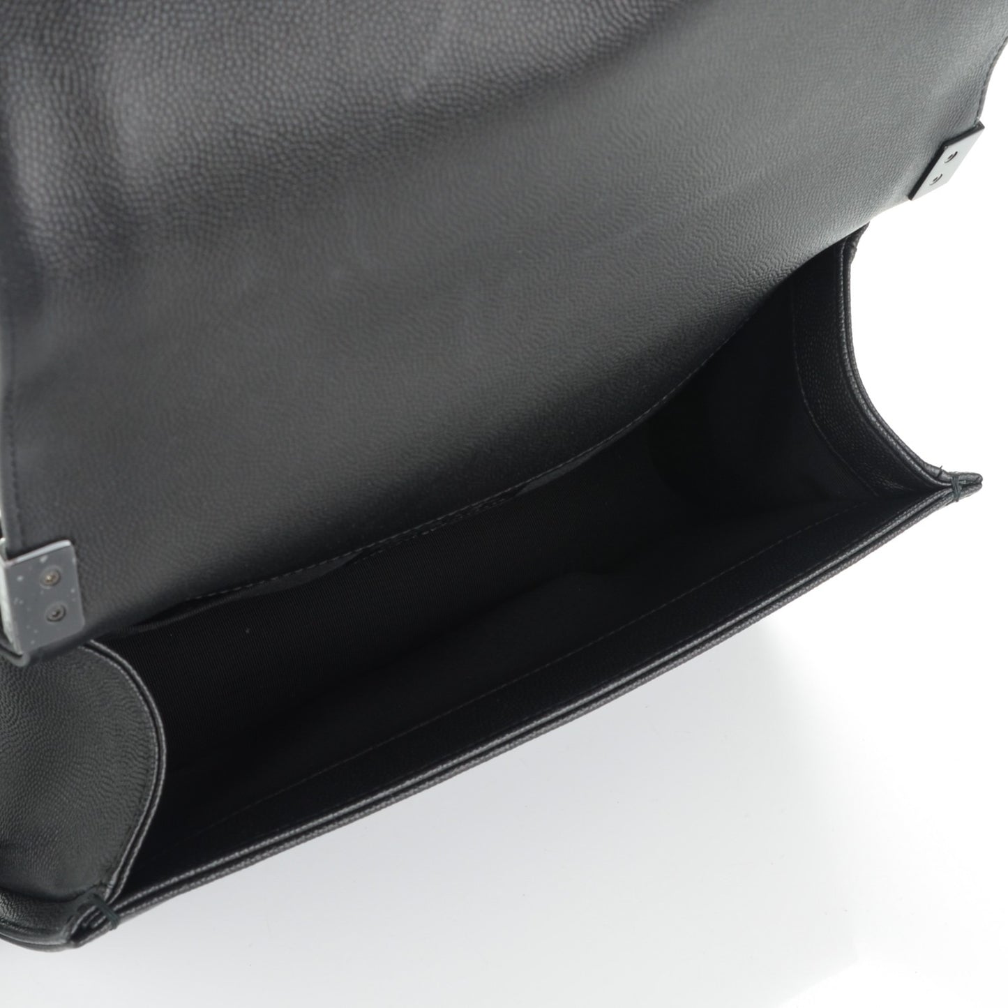 Caviar Quilted Medium Boy Flap So Black
