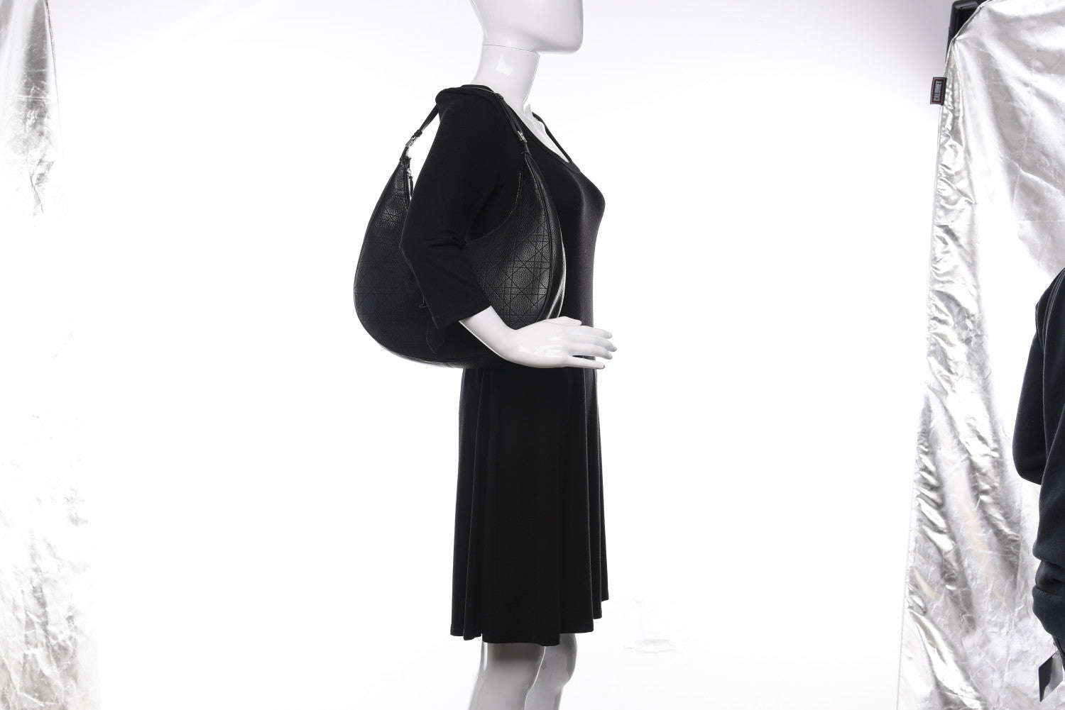 Christian Dior Grained Calfskin Cannage Hobo Black 2 of 14