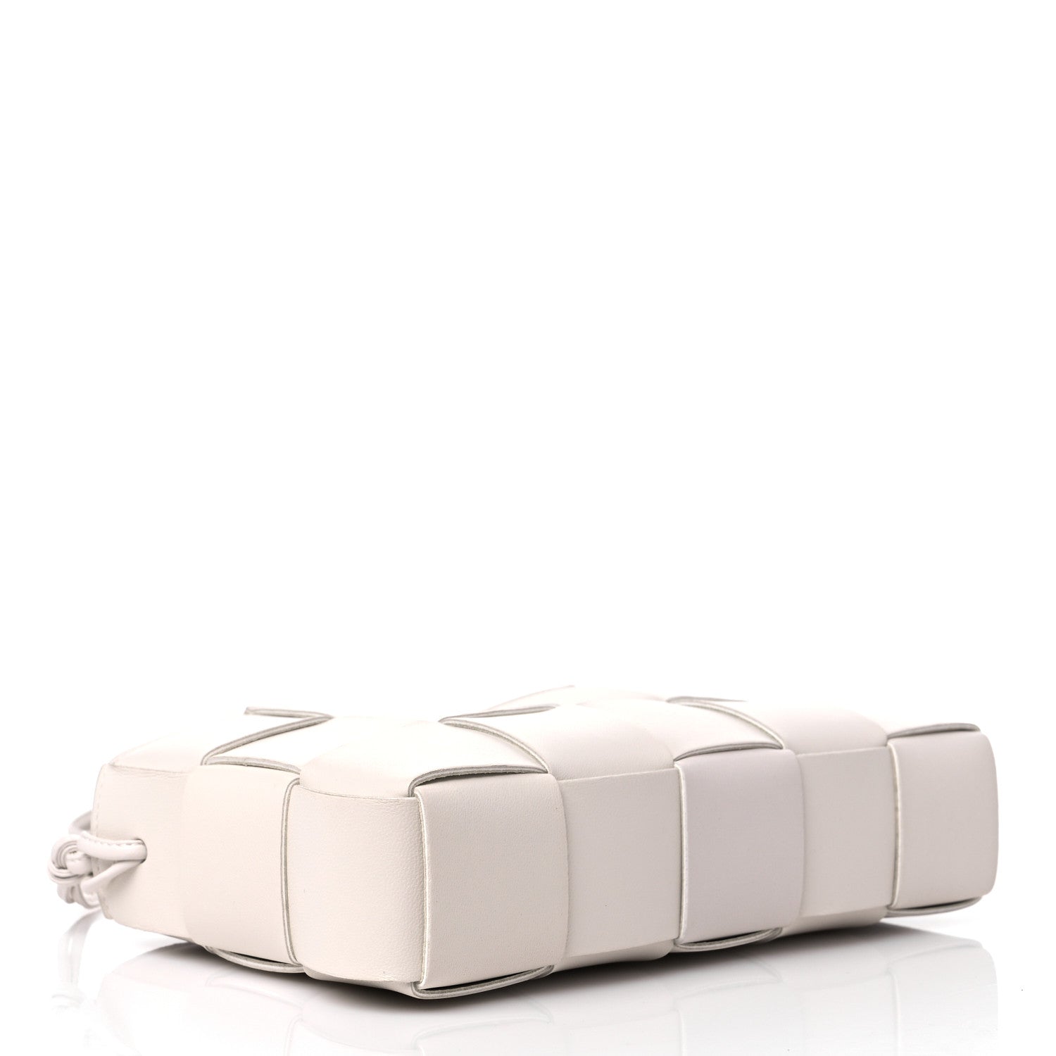 Bottega Veneta Calfskin Maxi Intrecciato Cassette Pouch On Strap Chalk 4 of 8