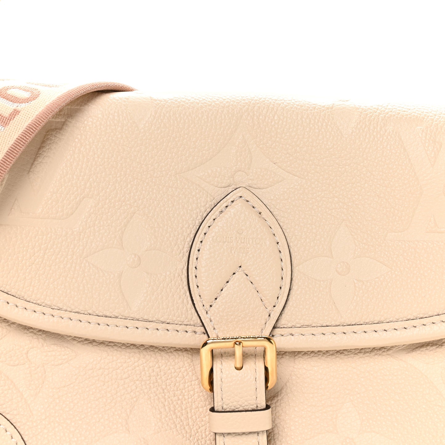 Empreinte Monogram Giant Diane Cream