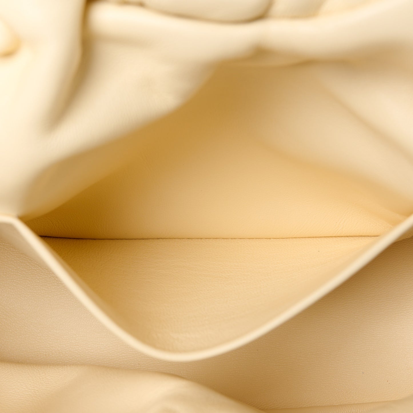 Lambskin Cloud Clutch Crema