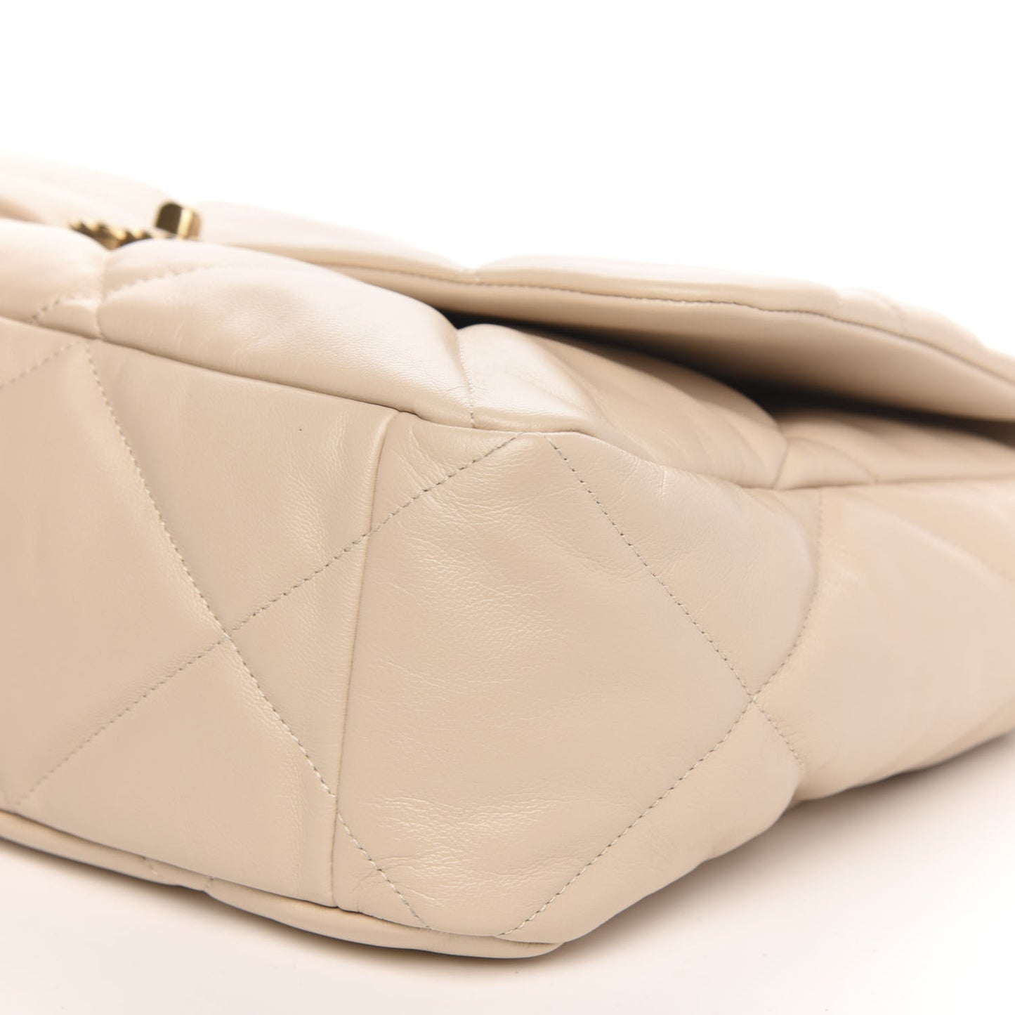 Lambskin Quilted Maxi Chanel 19 Flap Light Beige