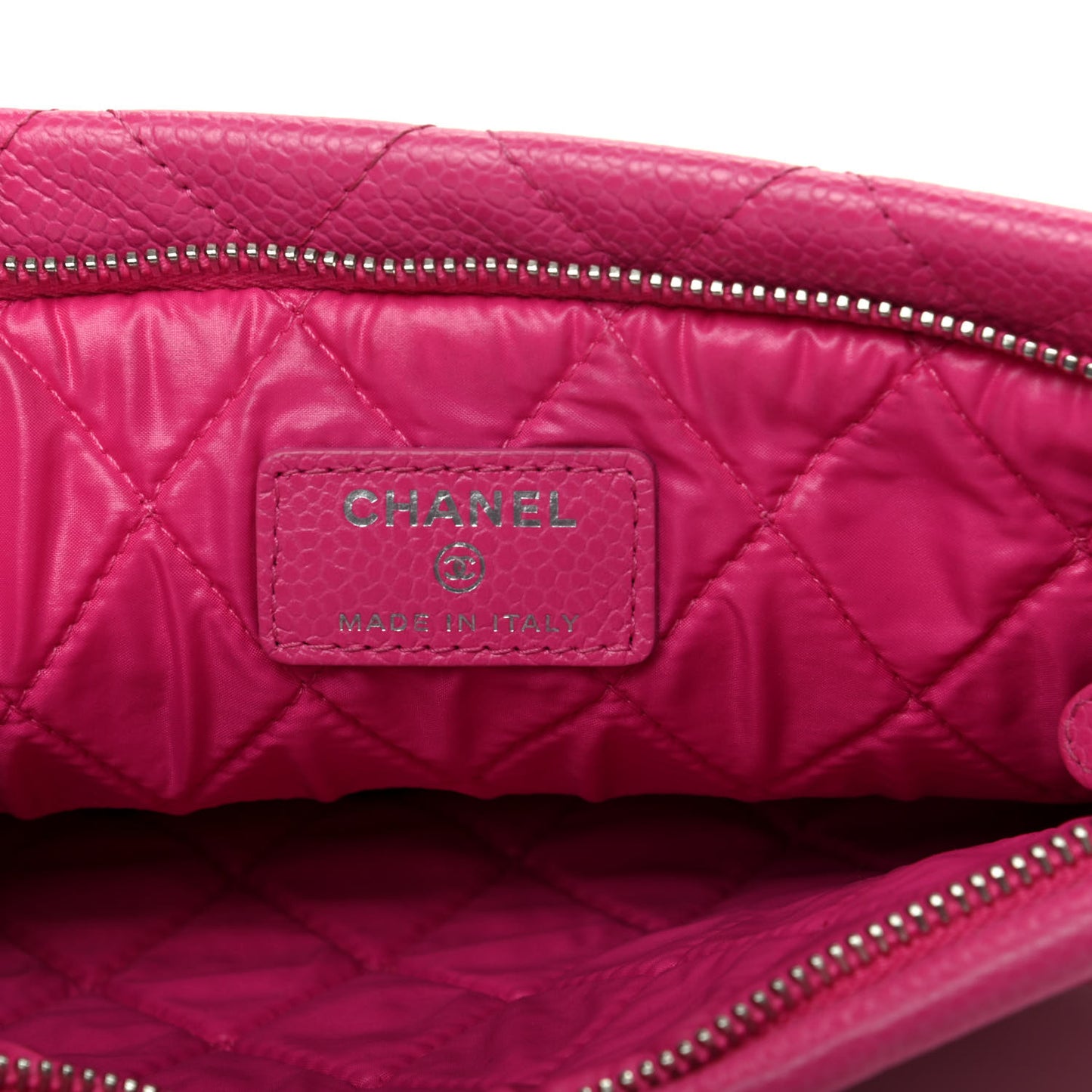 Caviar Quilted CC Beauty Clutch Pink