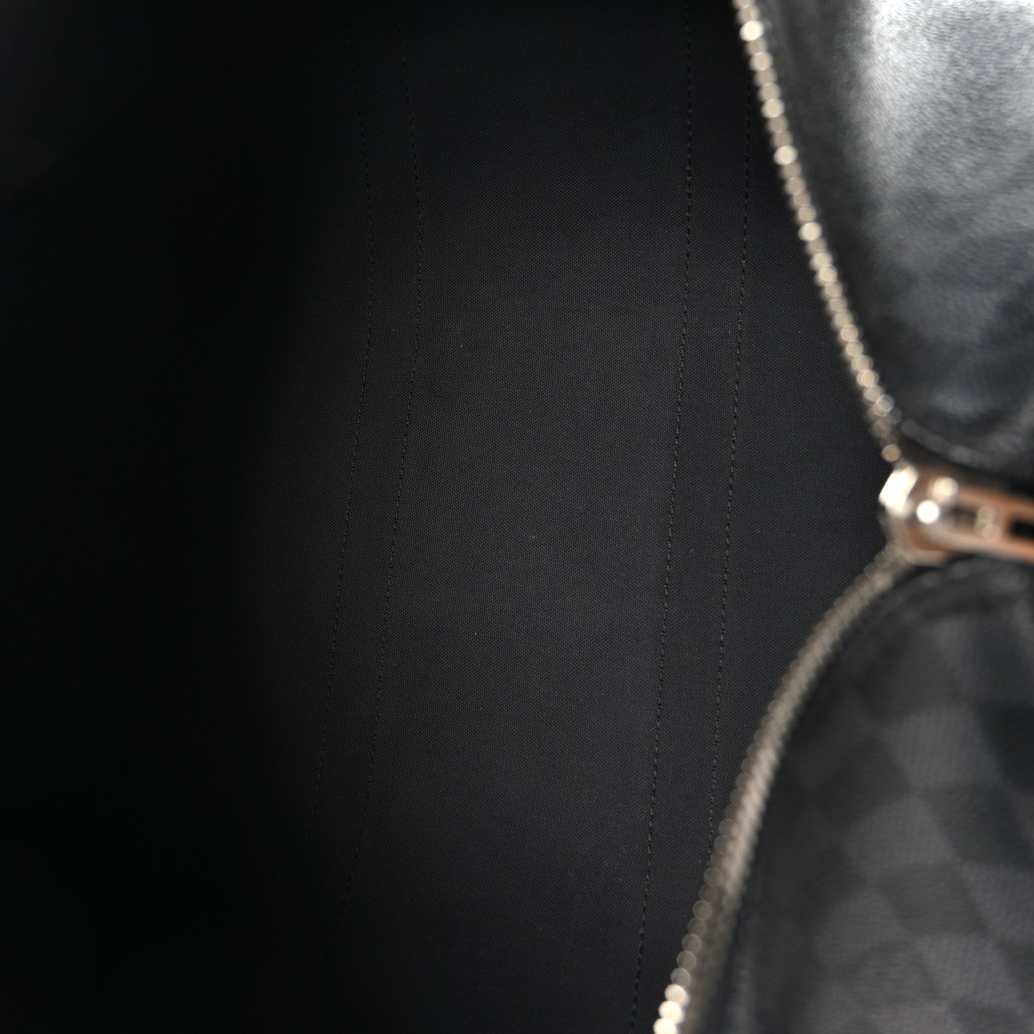 Louis Vuitton Damier Graphite Keepall Bandouliere 45 4 of 10