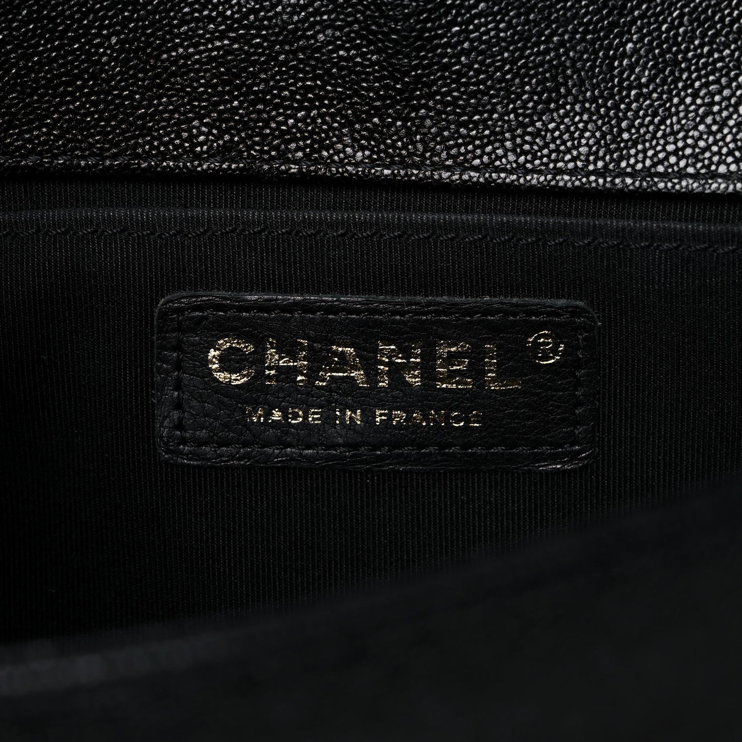Caviar Chevron Quilted Medium Boy Flap Black
