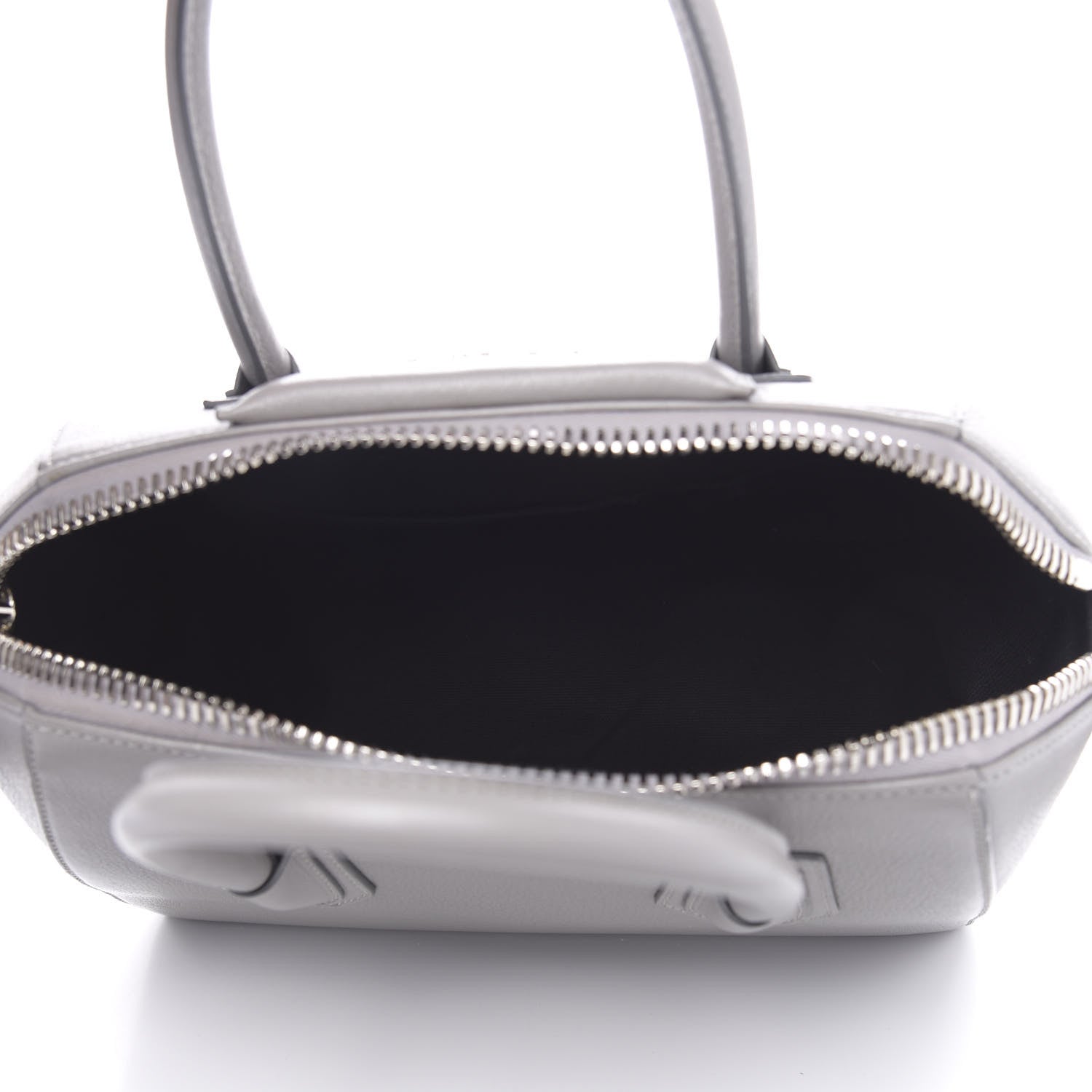 Givenchy Sugar Goatskin Small Antigona Pearl Grey 5 of 15