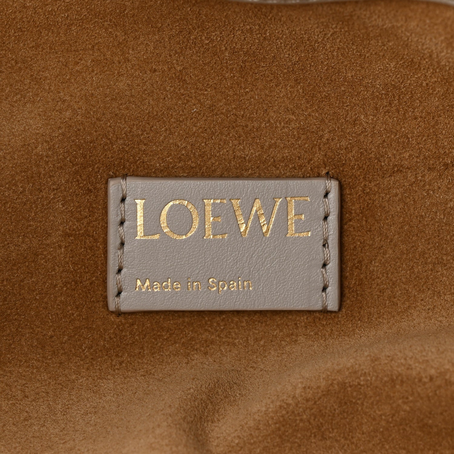 Loewe Mellow Nappa Donut Chain Medium Flamenco Knot Clutch Shell Grey 6 of 10