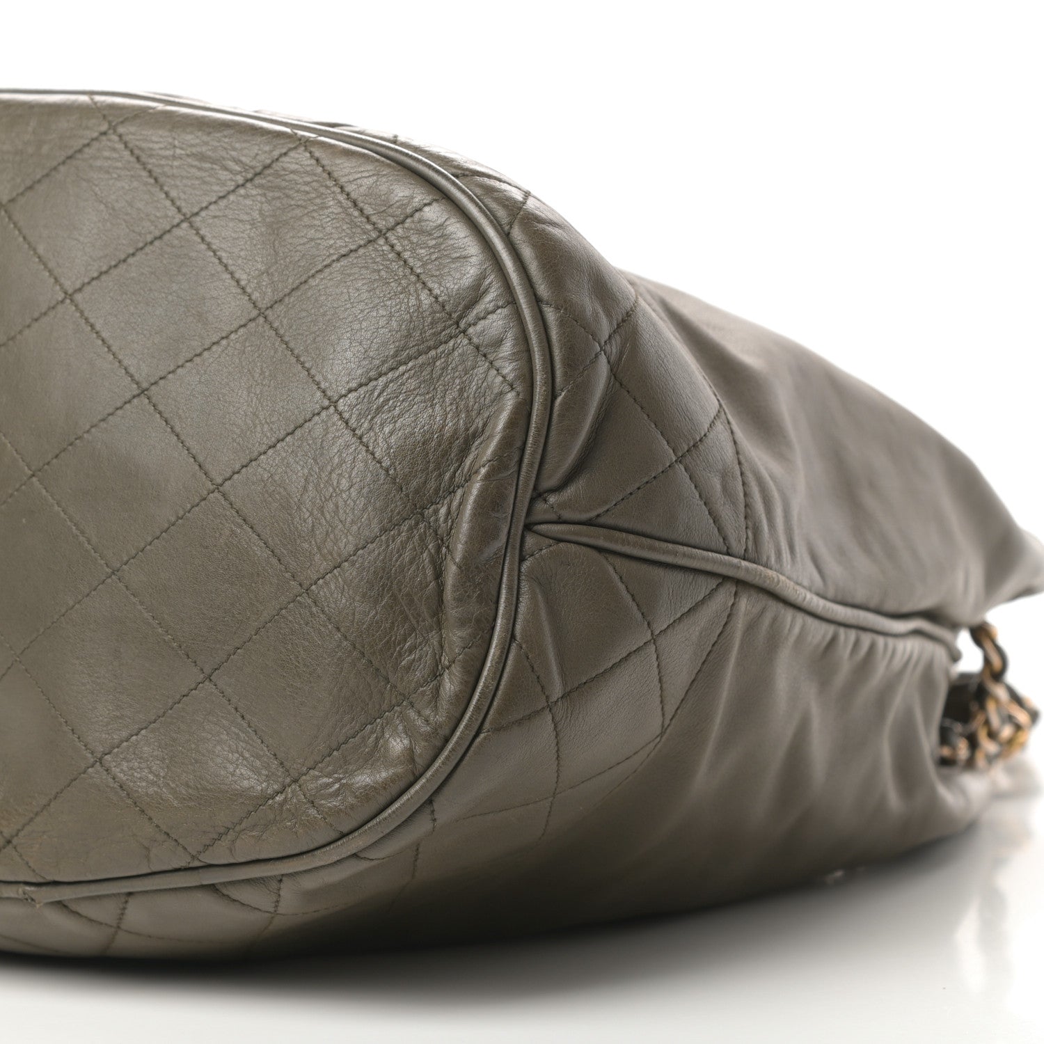 Chanel Lambskin CC Drawstring Bag Green 10 of 19