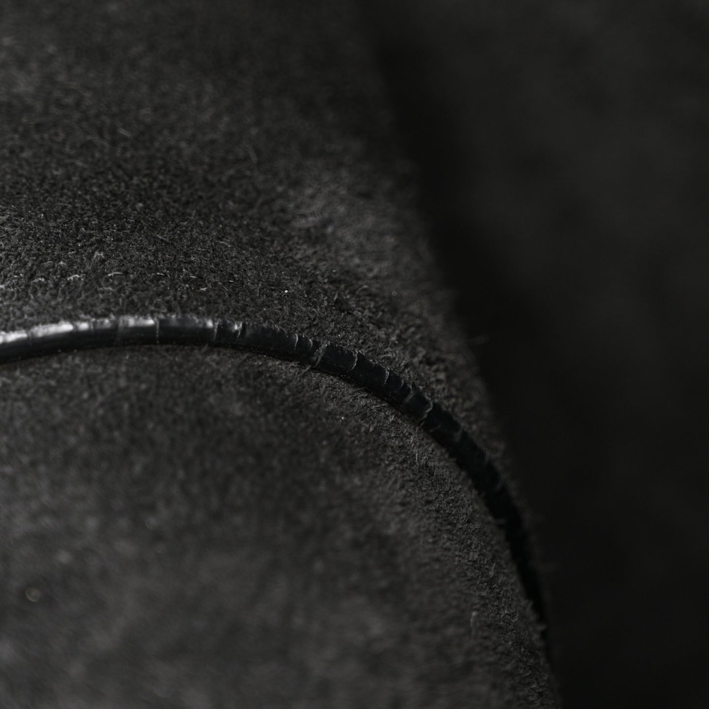 Soft Grained Calfskin Sangle Bucket Bag Black
