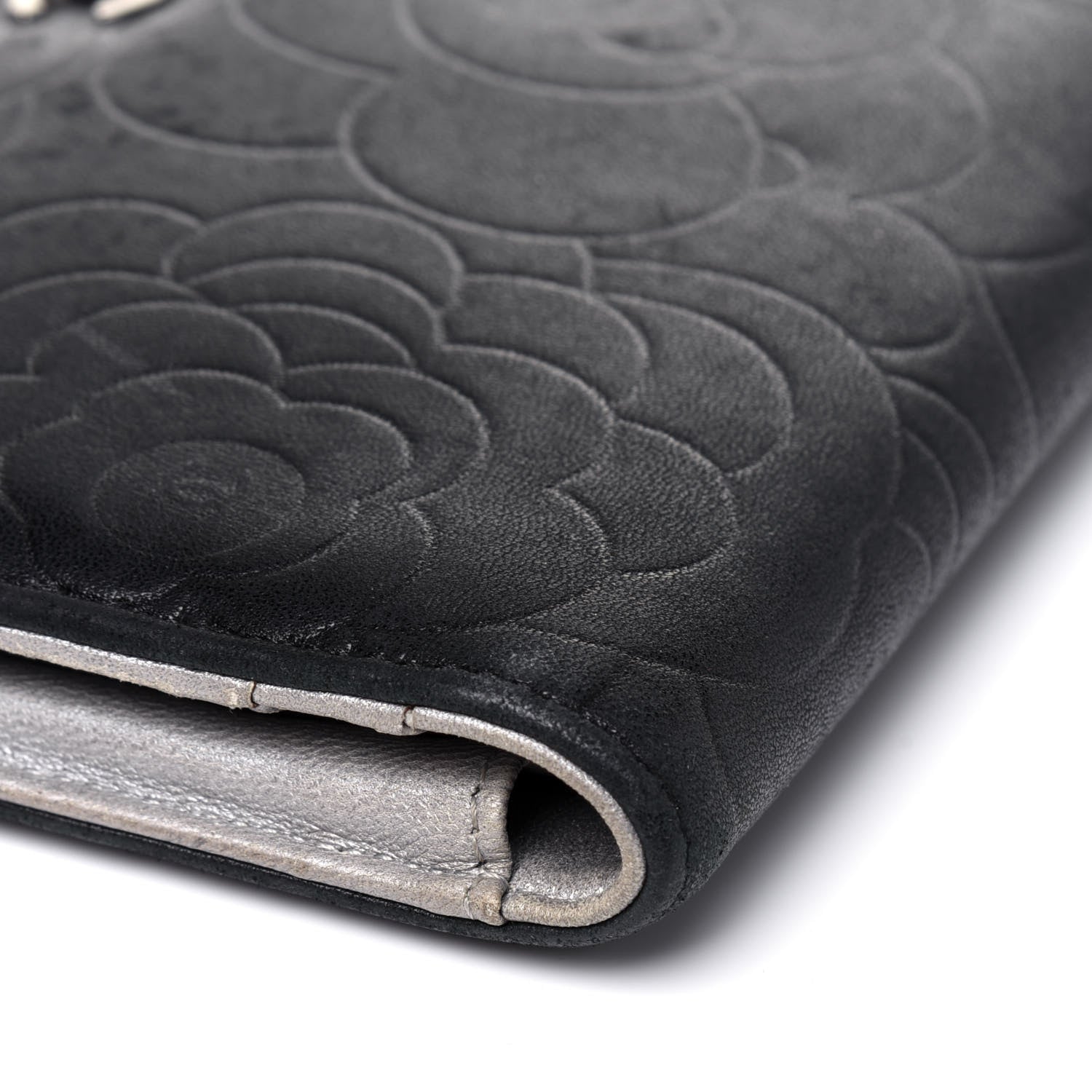 Chanel Lambskin Camellia Embossed Yen Wallet Black 22 of 26