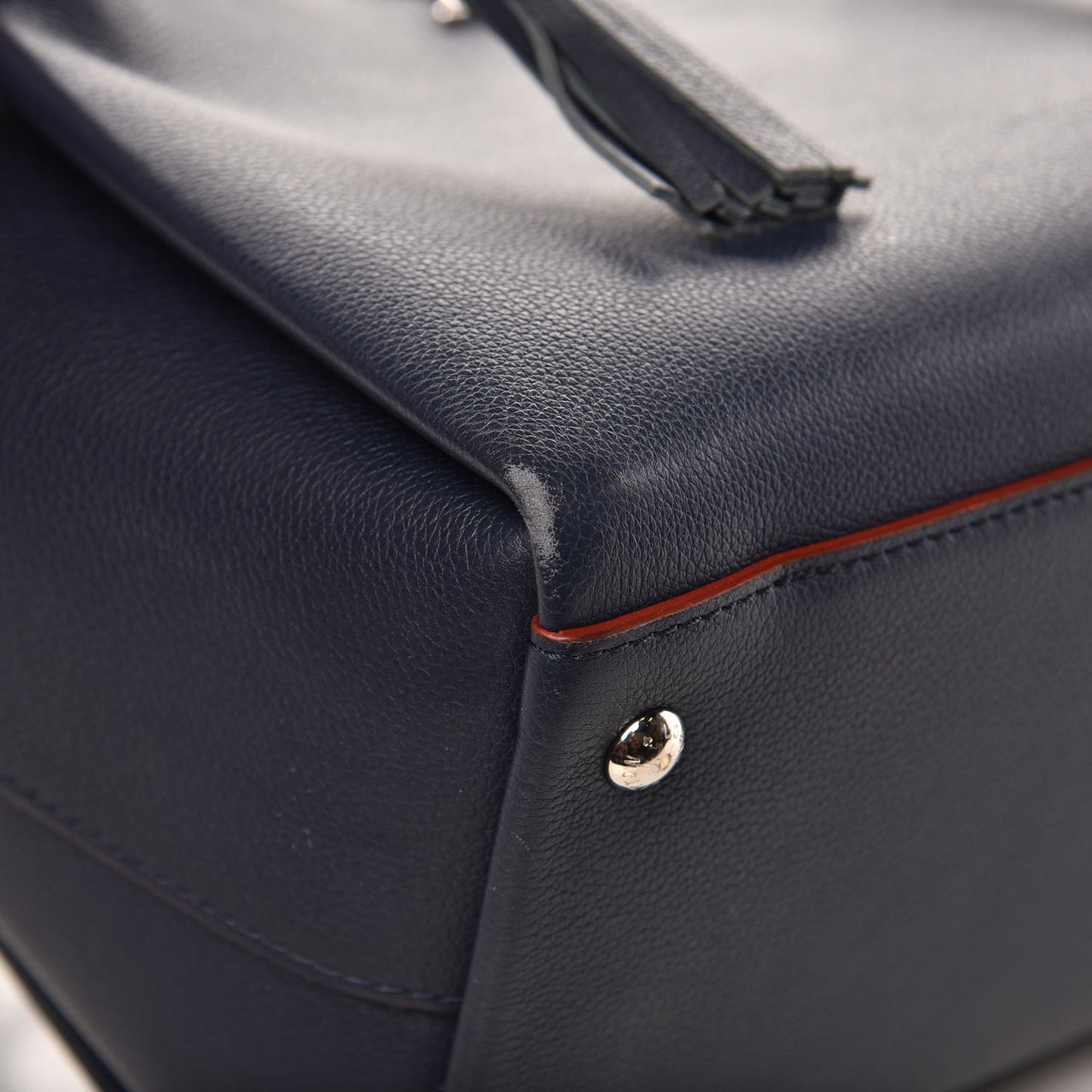 Calfskin Lockmeto Marine Rouge