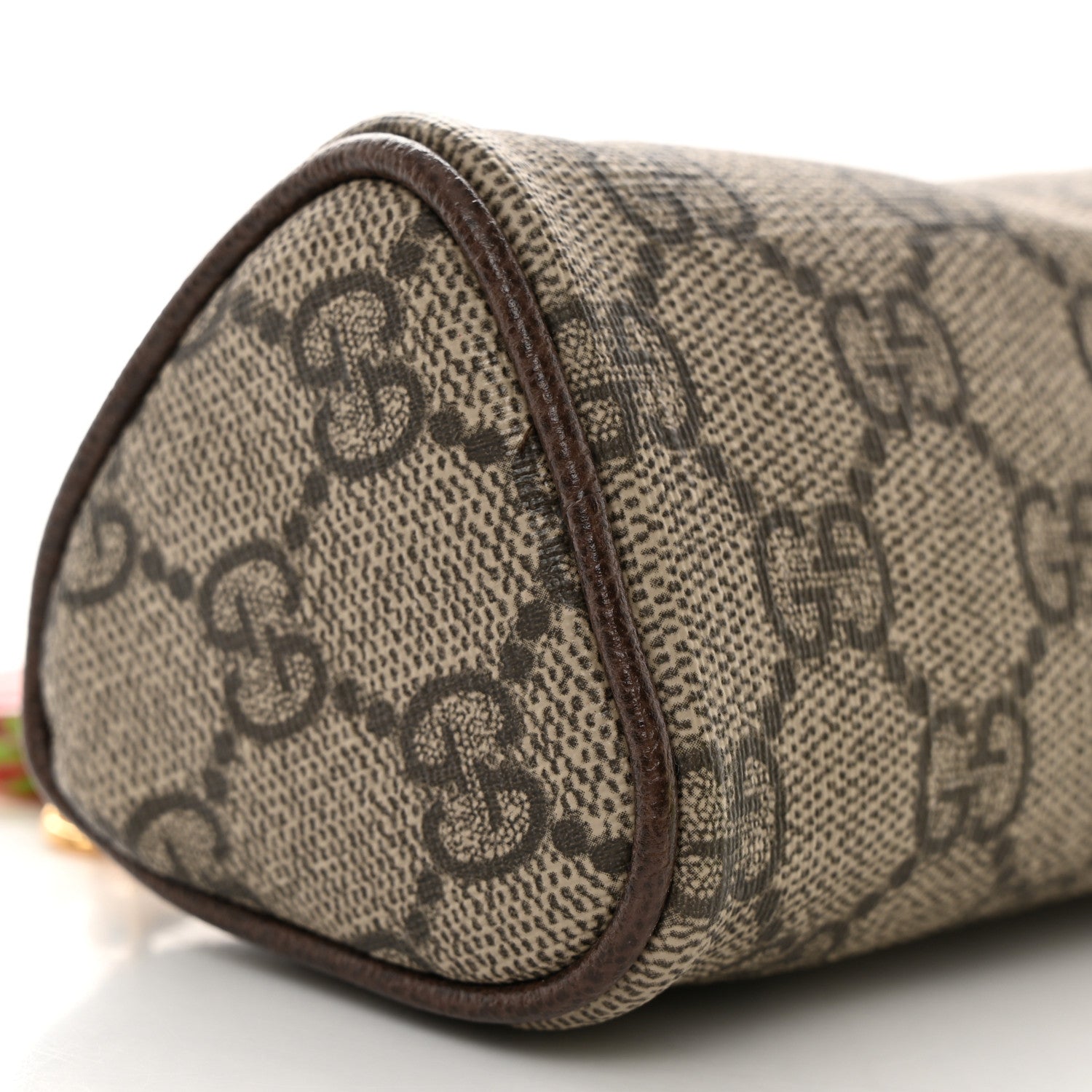 Gucci GG Supreme Monogram Strawberry Retro Interlocking G Barrel Coin Purse Beige Ebony 9 of 12