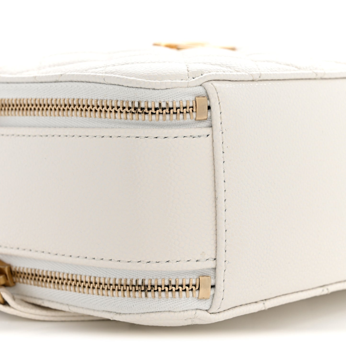 Caviar Quilted Pick Me Up Small Vanity Case  White