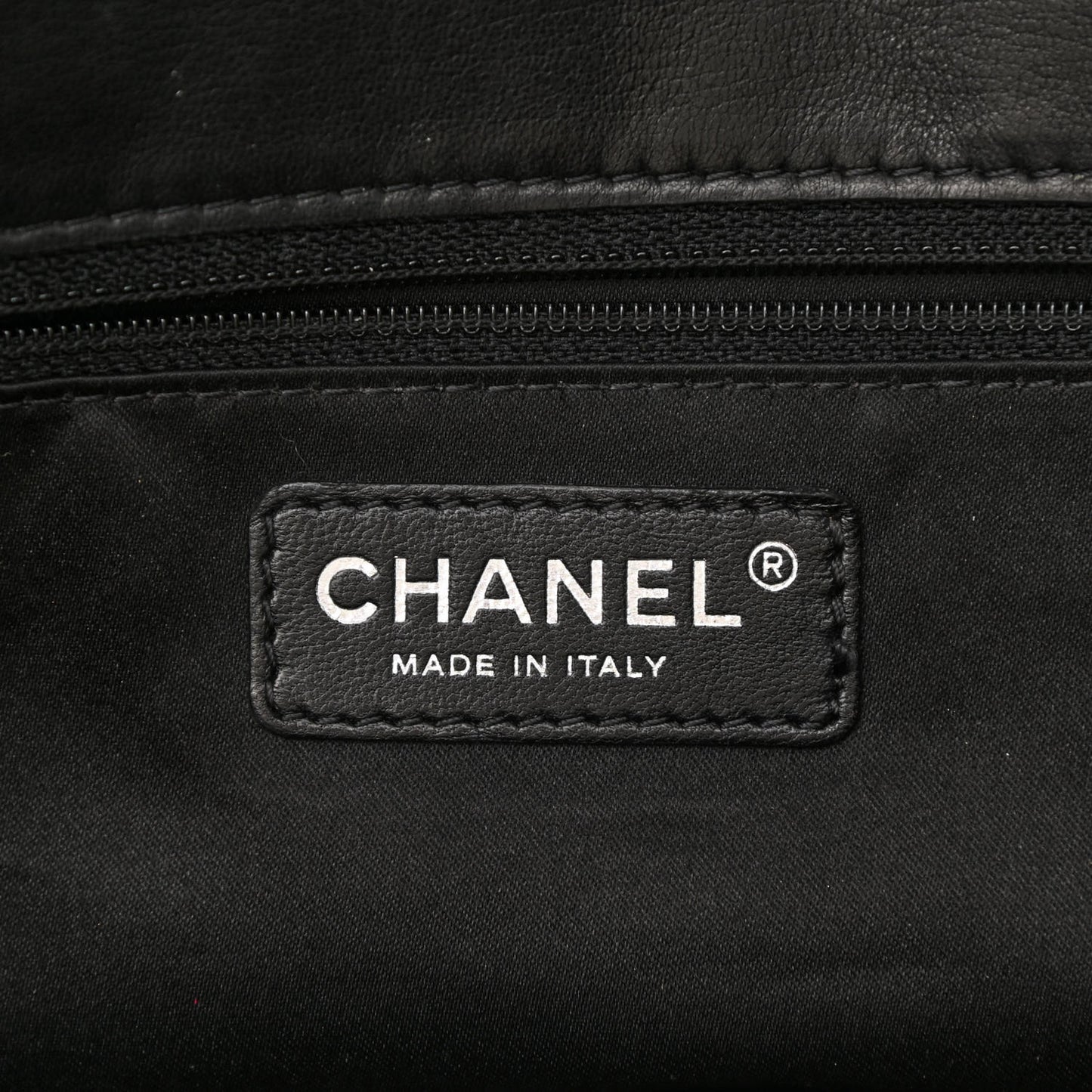 Lambskin Quilted Maxi Chanel 3 Flap Black