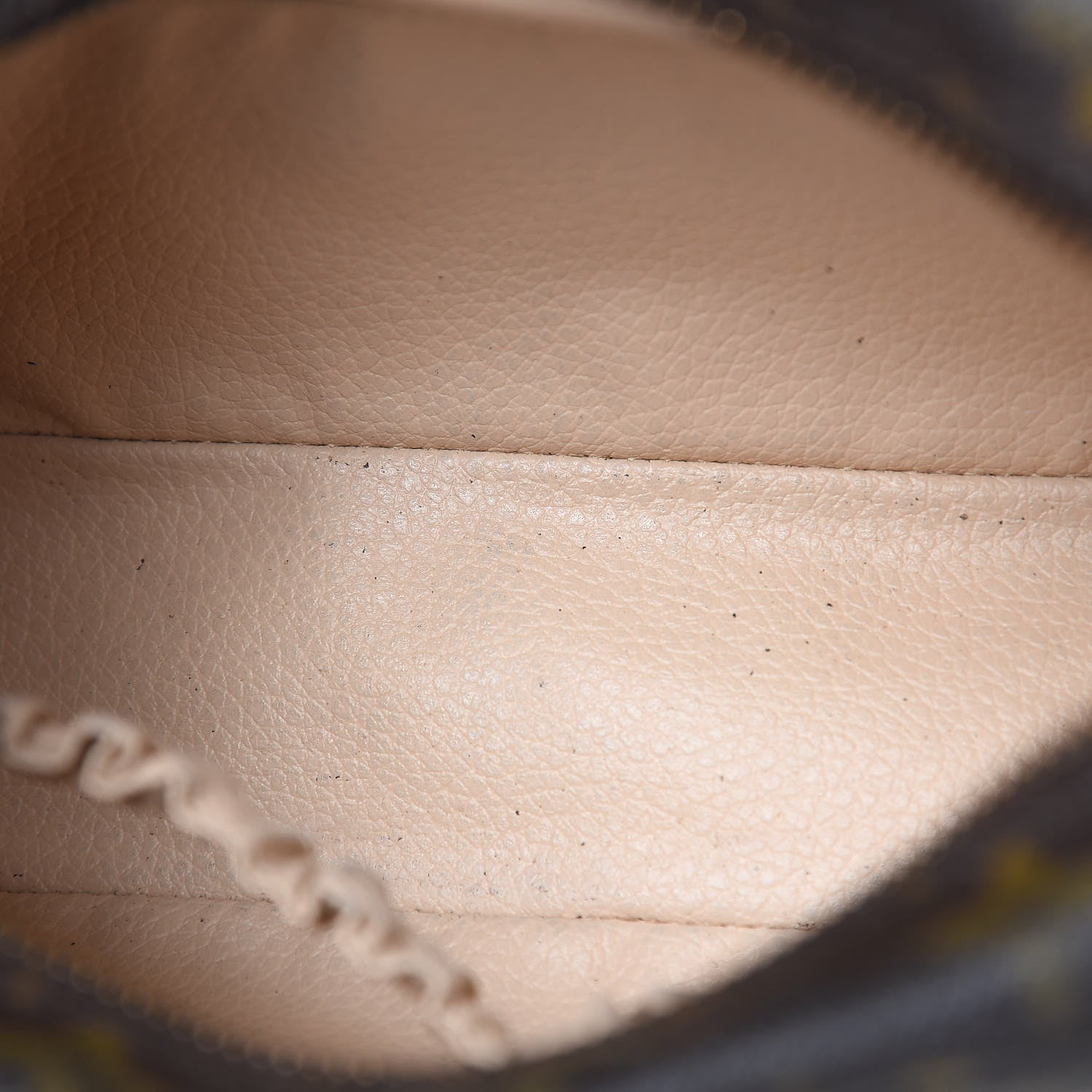 Louis Vuitton Monogram Trousse Toilette 19 11 of 12