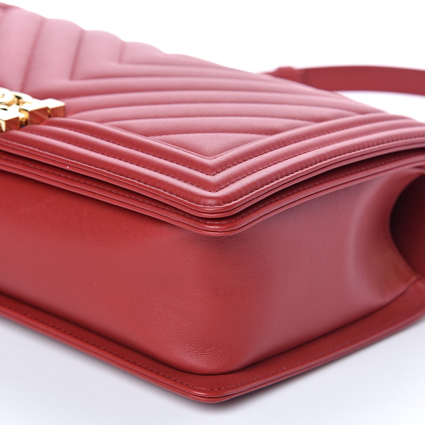 Calfskin Chevron Quilted New Medium Boy Flap Red