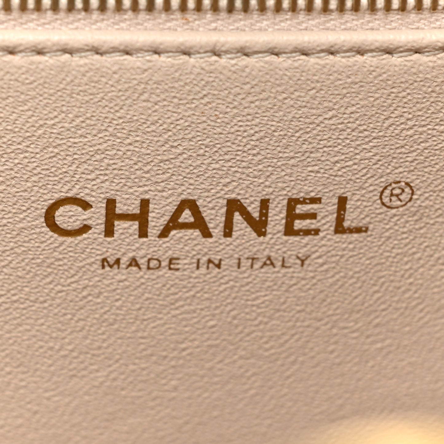 Lambskin Stitched Large Coco Luxe Tote White