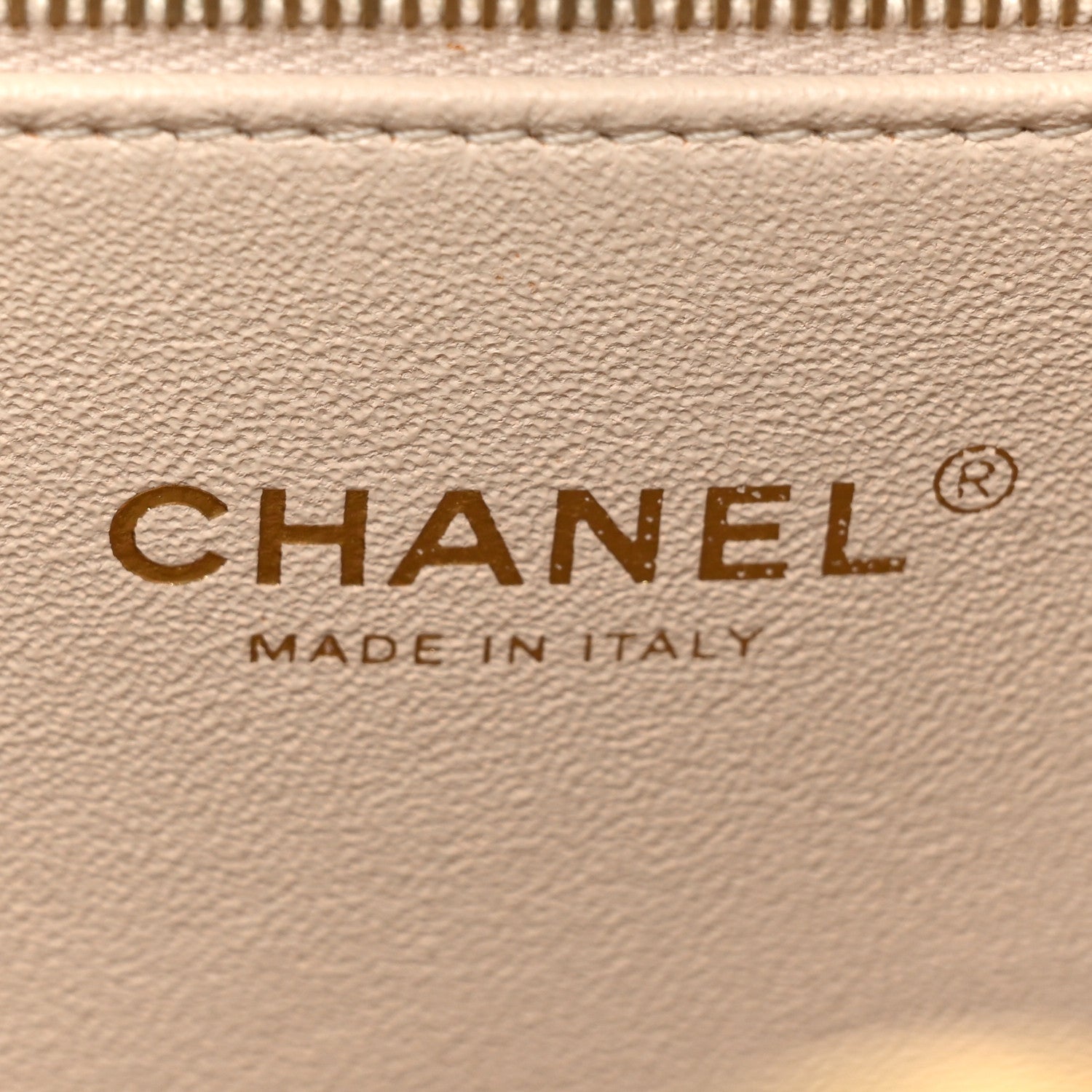 Chanel Lambskin Stitched Large Coco Luxe Tote White 7 of 10